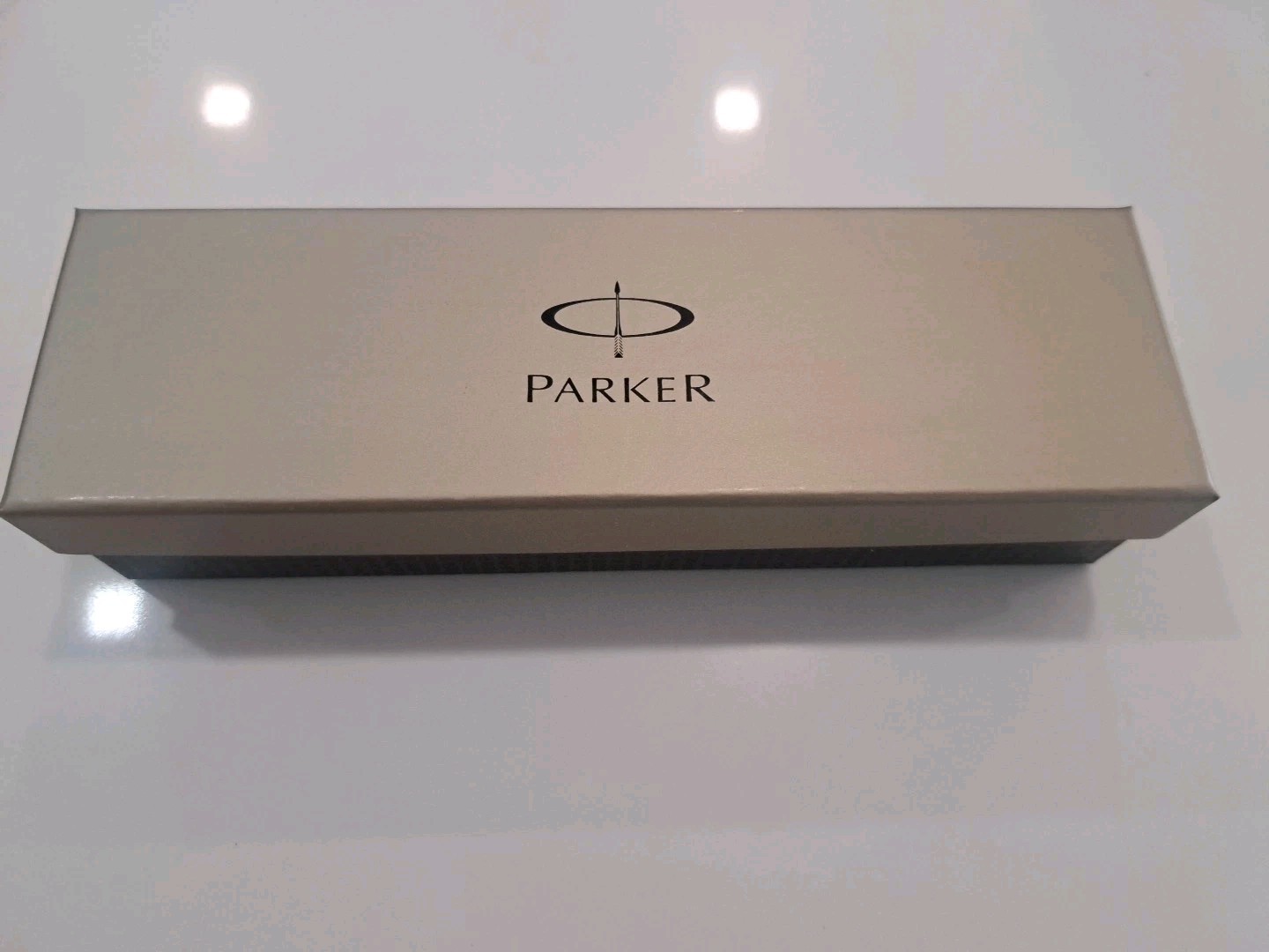 Parker IM MATTE BLACK CHROME TRIM roller ball Black Ink pen New In Box 1750423