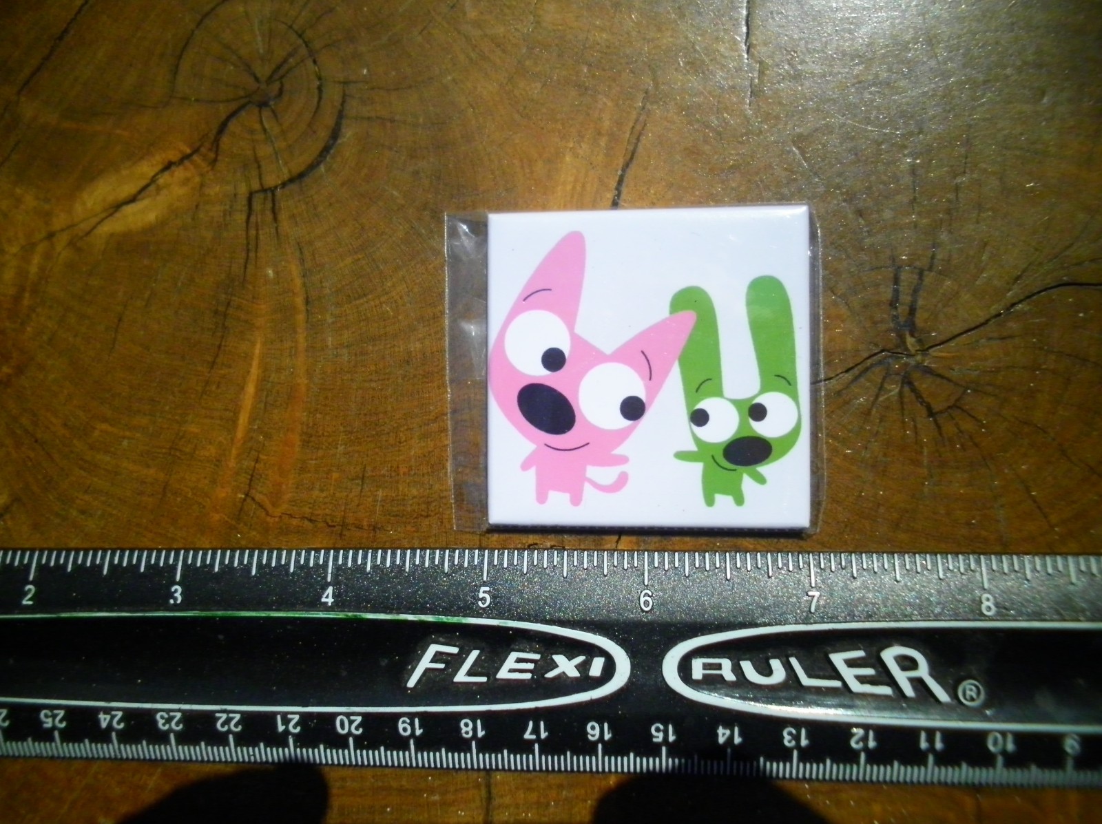 New Hoops & Yoyo Hallmark Fridge Magnet In Original Unopened Package – 2″ x 2″