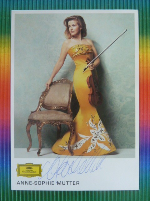 -ah- MUSIC – Anne-Sophie Mutter (German Gramophone Card) Violinist