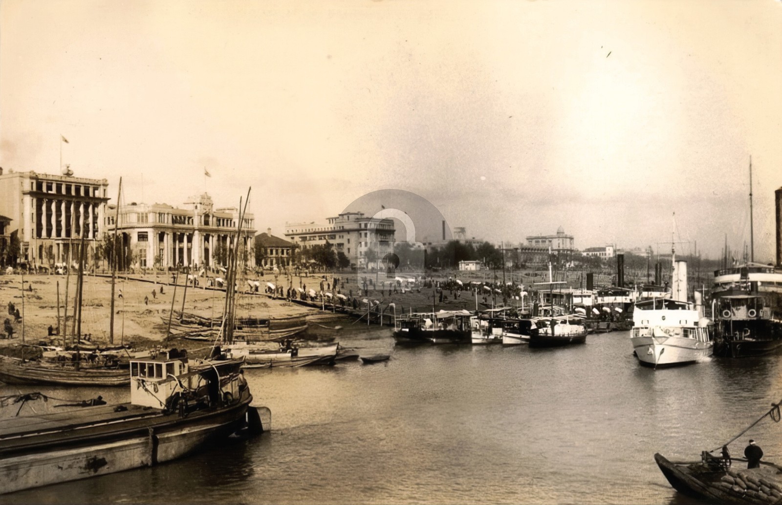 c1930 WUHAN HANKOW CHINA PORT BANKS BRITISH CONSULATE RPPC Photo Postcard COPY