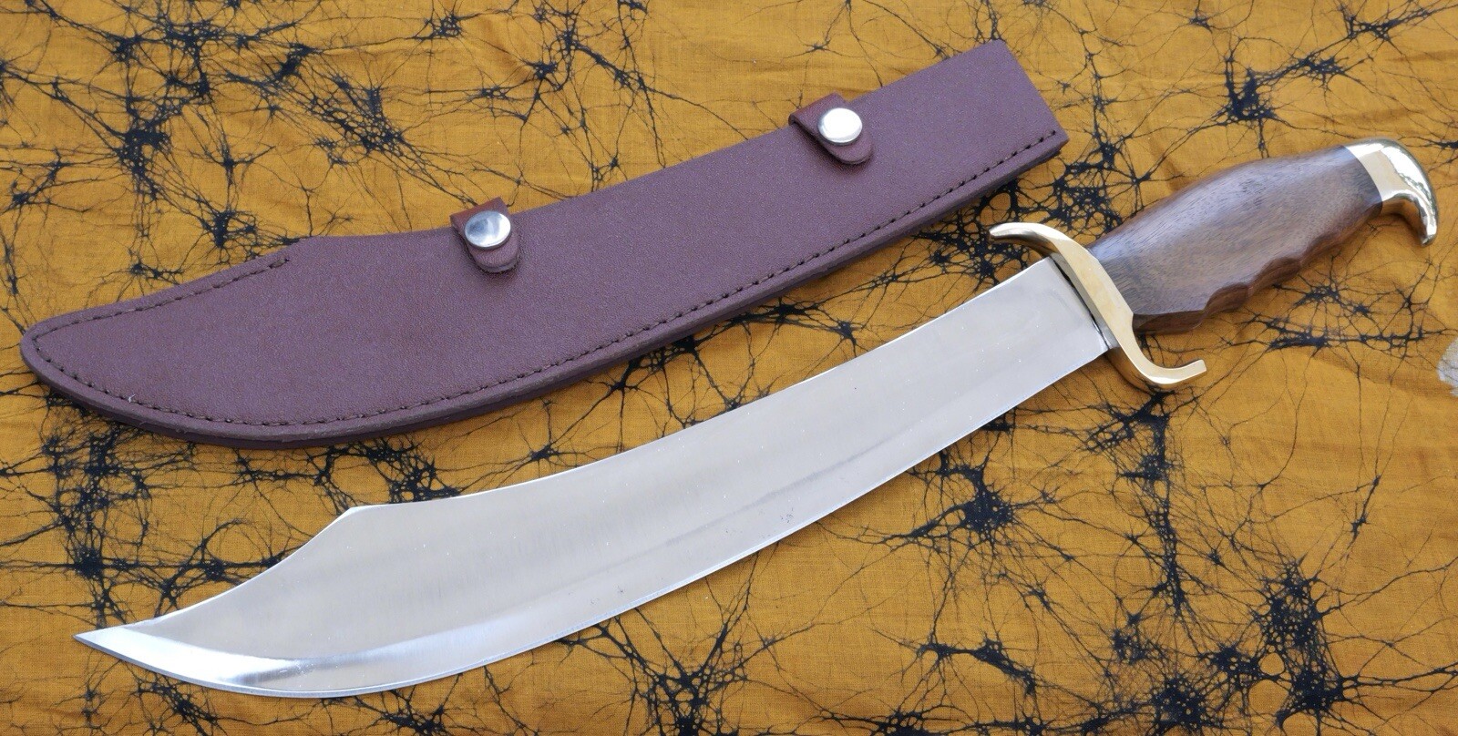 17” Pirate Sword Scimitar Brass Guard Leather Sheath Renaissance Fair Sharp