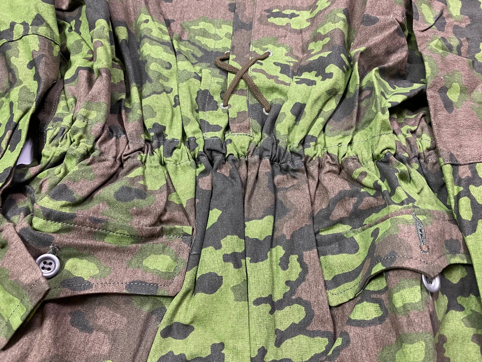 WWII GERMAN WAFFEN OAK CAMO REVERSIBLE FIELD SMOCK- SIZE 3 (46-50R)