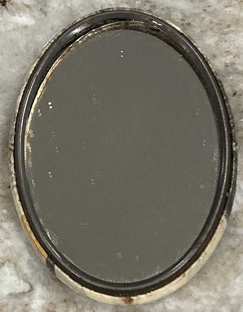 Vintage 1950’s Custom Couple Image on Oval Compact Pocket Purse Mirror C552