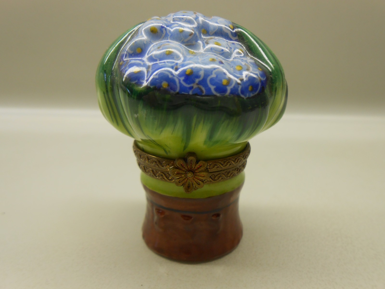 RARE Vintage Limoges Box France – Blue Hydrangeas Flower Pot – Parry Vieille PV