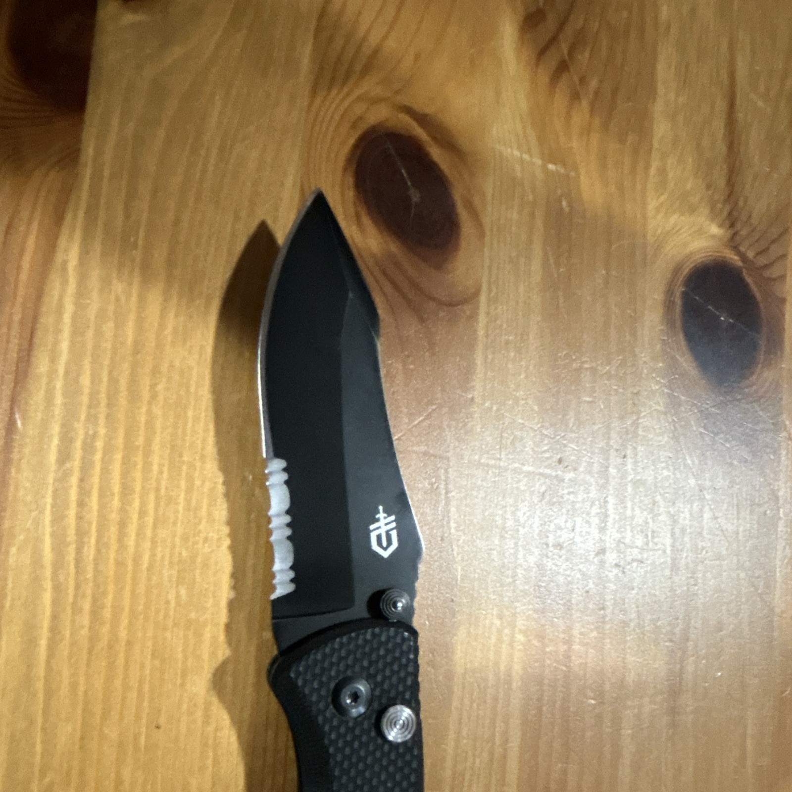 Gerber Army tactical G530613F Black Serrated blade Combo Edge Drop Point