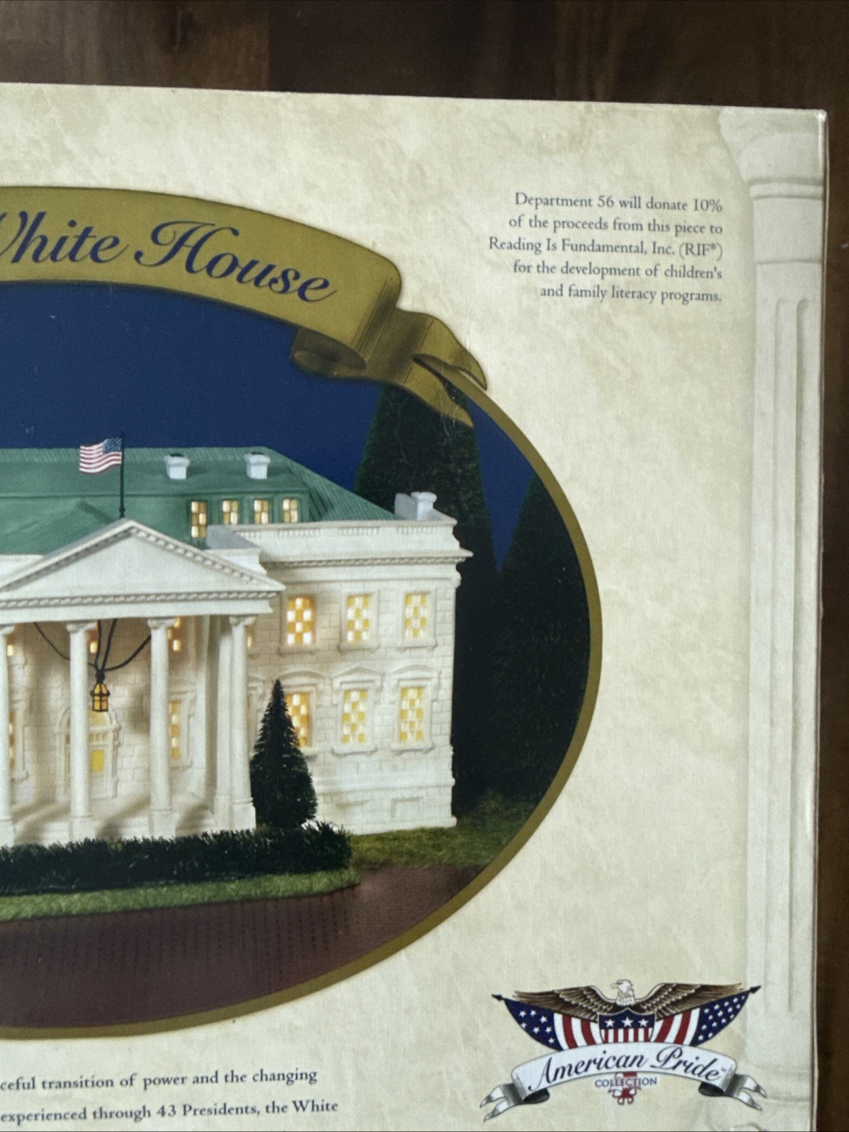 RARE Dept 56 The White House American Pride Collection 2001 Pin, Flag, NEW