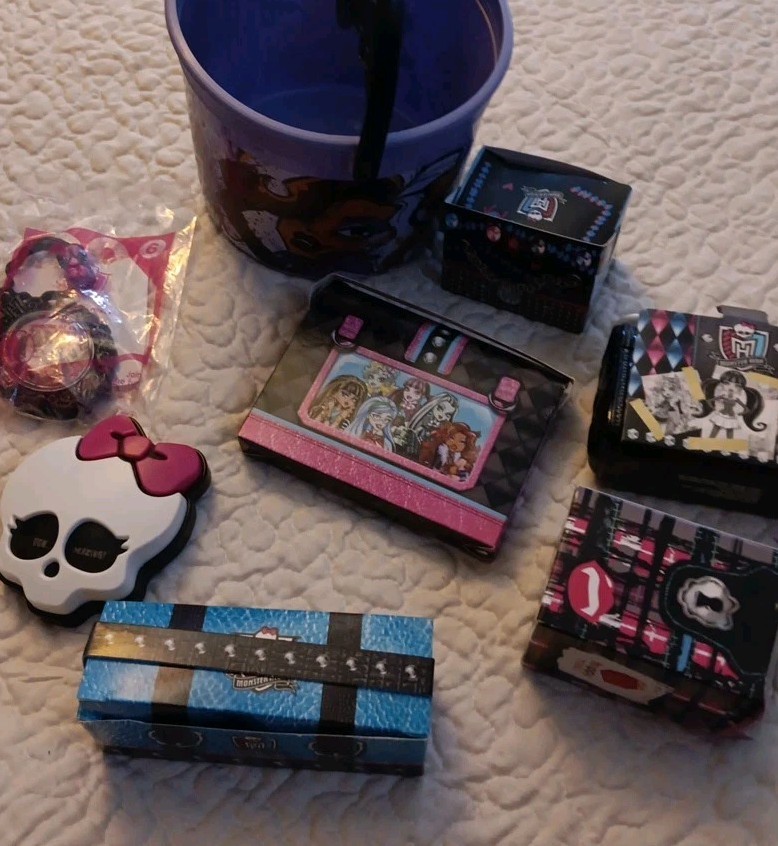 Nice Lot Of 2014 2015 Monster High McDonald’s Happy Meal Toys