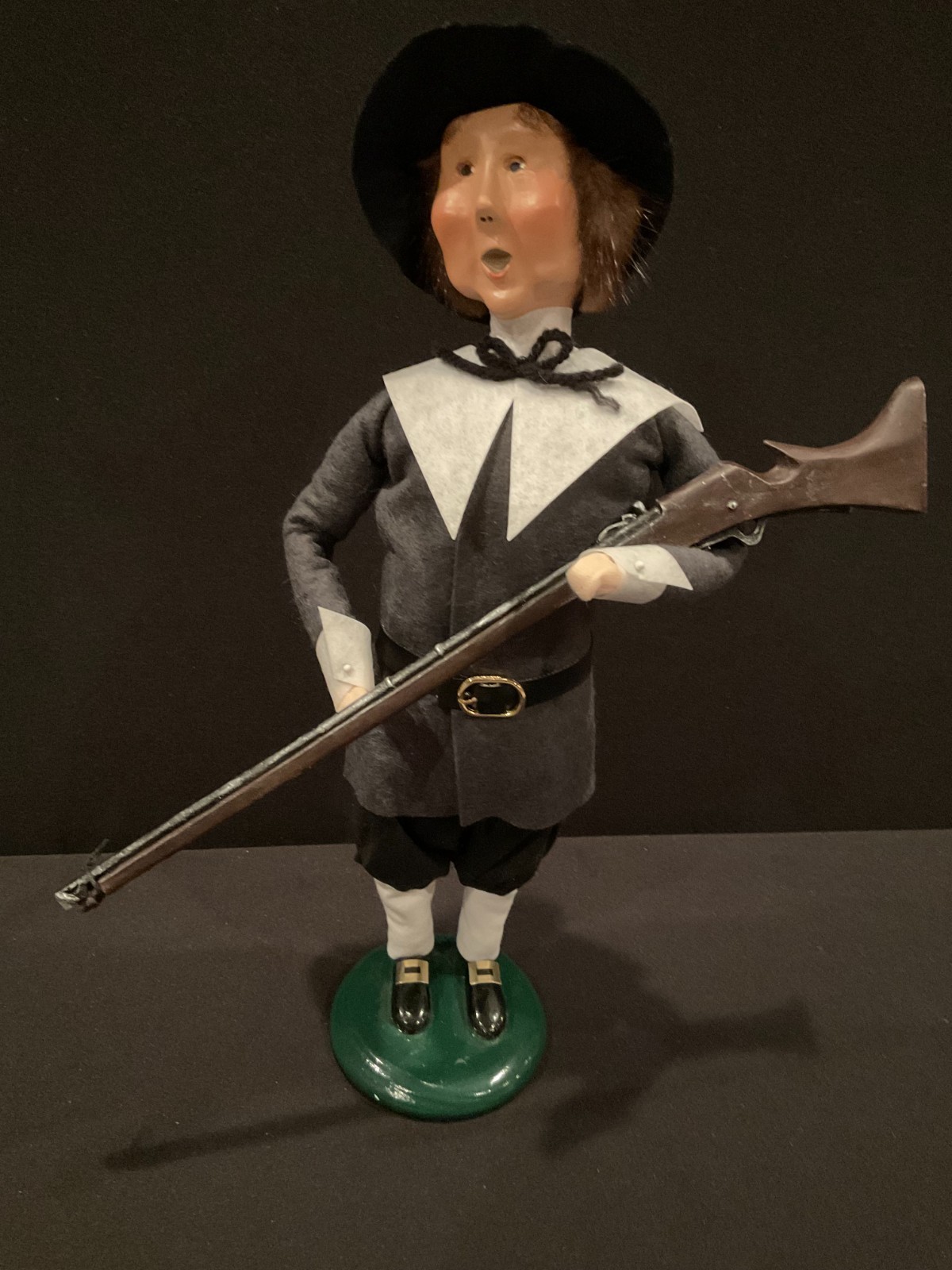 BYERS CHOICE Carolers-Christmas-Pilgrims-Turkey-Rifle-You Choose-Free Shipping