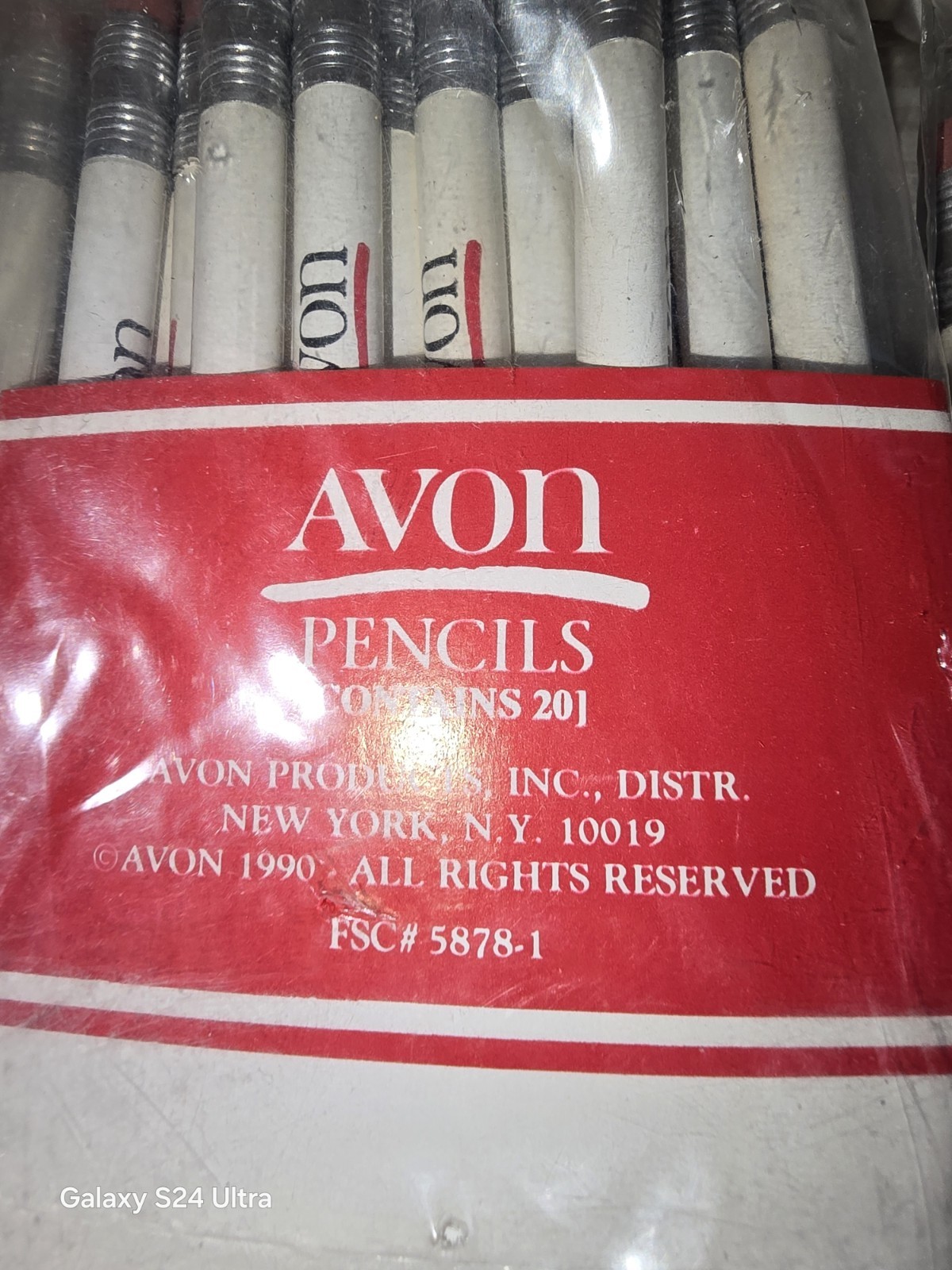 Vintage Avon White Pencils * 7 Packages * Brand NEW Un-Sharpened * 140 Pencils