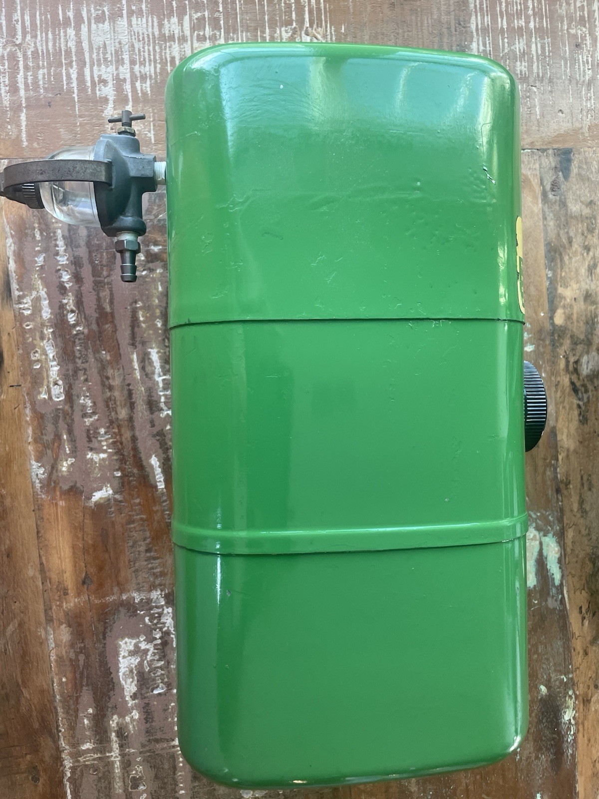 VTG John Deere 110 Metal Gas Fuel Tank Green Riding Mower USA With Accessories