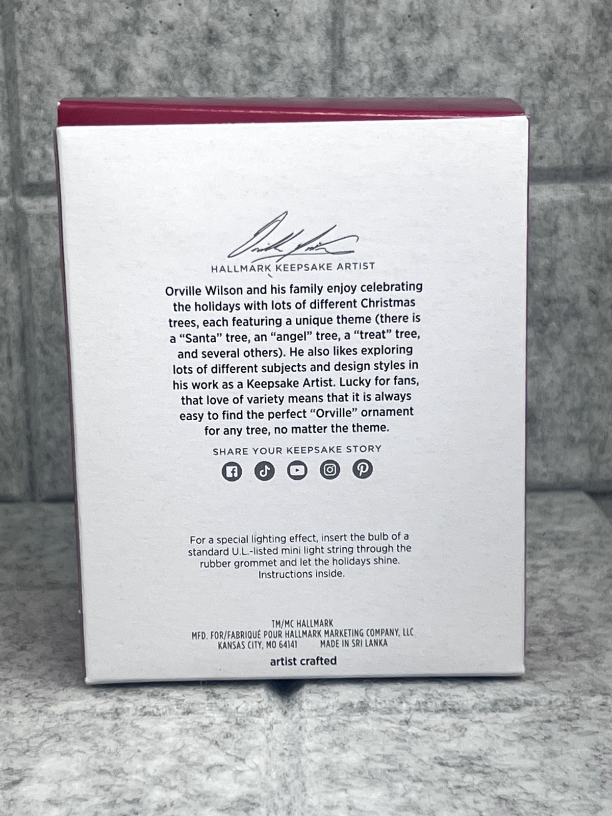 Hallmark Keepsake 2024 Harry Potter Madame Malkin’s Robes For All Occasions NEW