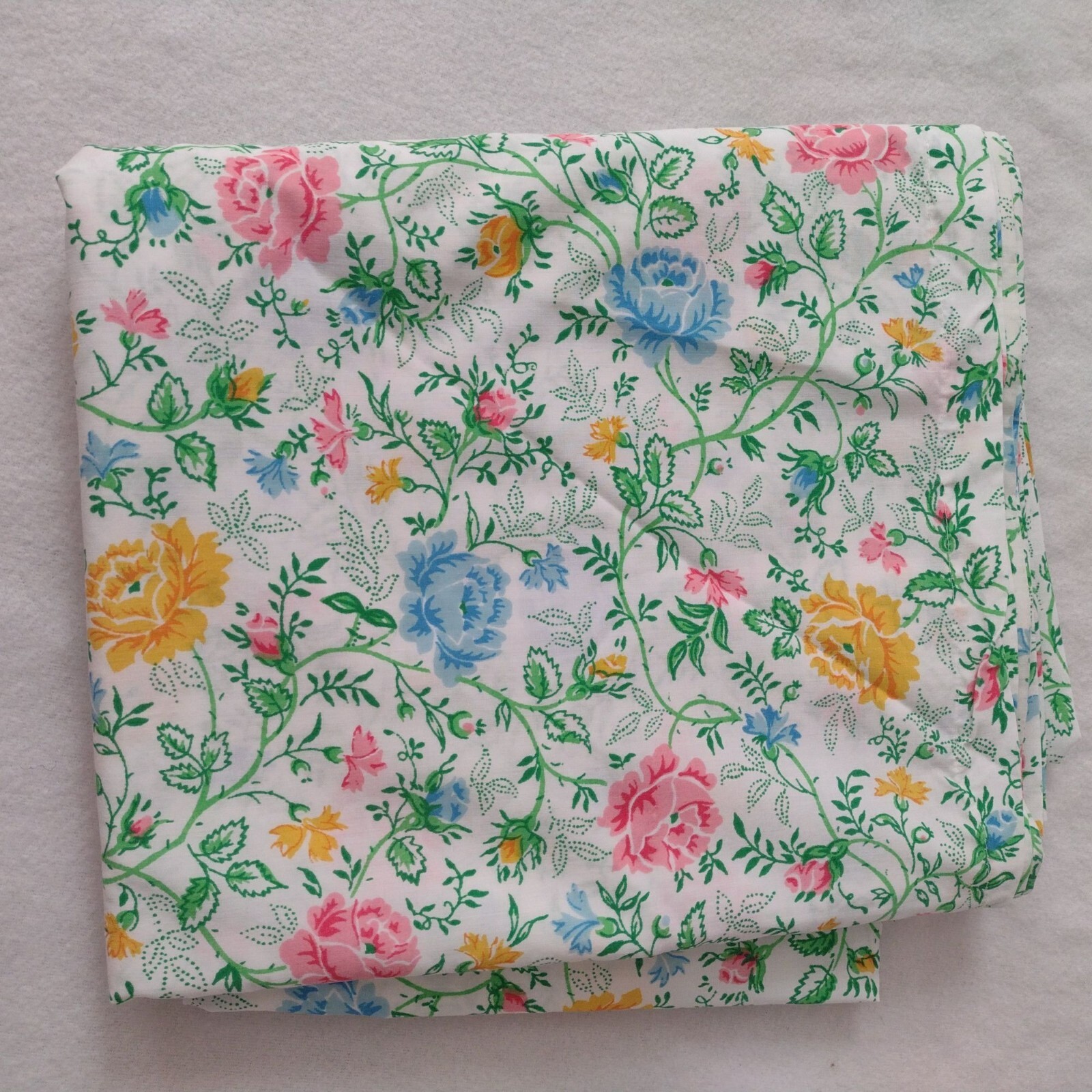 Vintage JCPenney Cottage Floral Print Twin Sheet Set Easy Care Cotton Blend