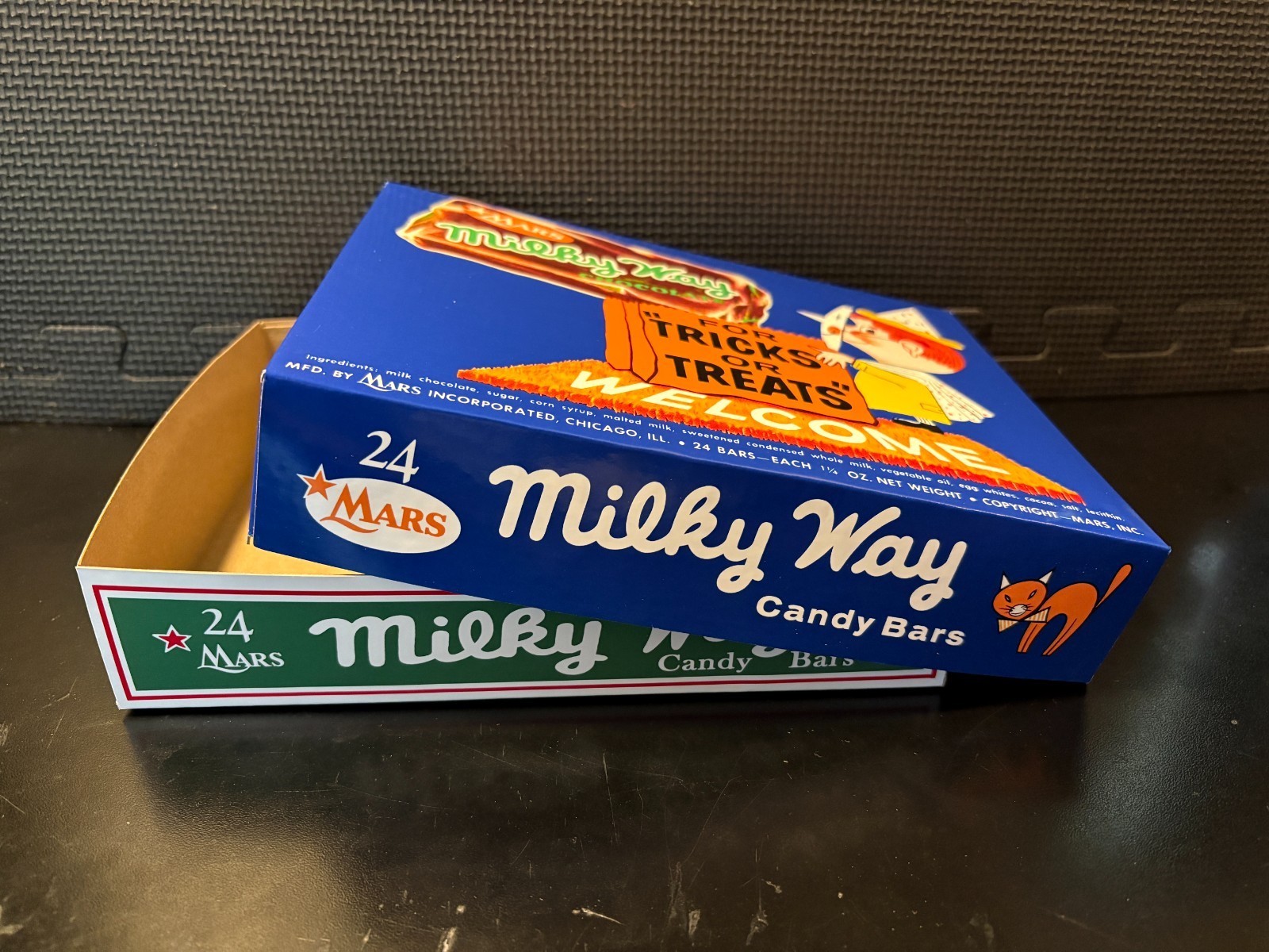 1950s Milky Way (Halloween, variation #1) – Custom design display box