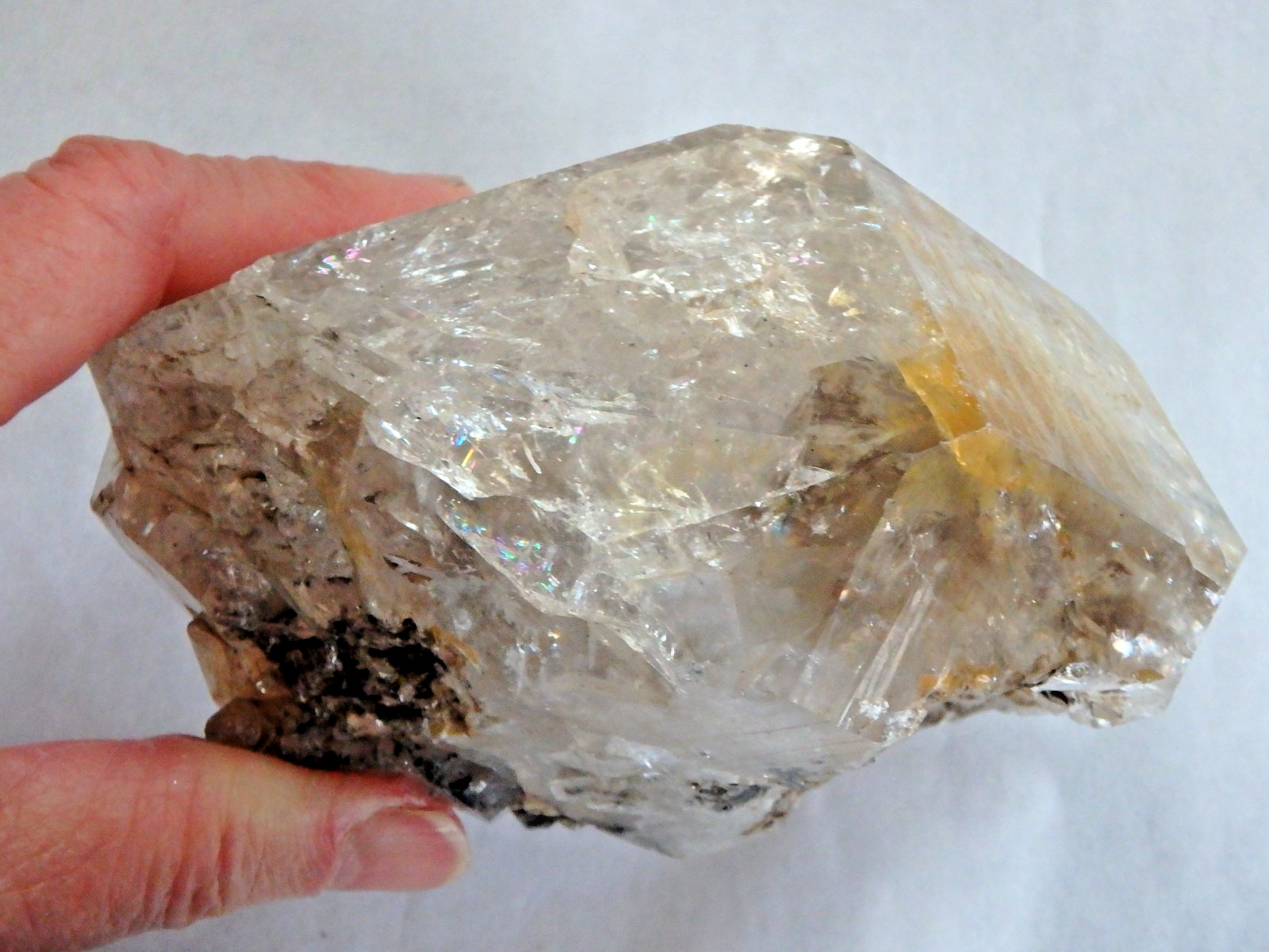Crystal 💎 Huge Herkimer Diamond Full of Rainbows 1 pound 11 ounces Collector