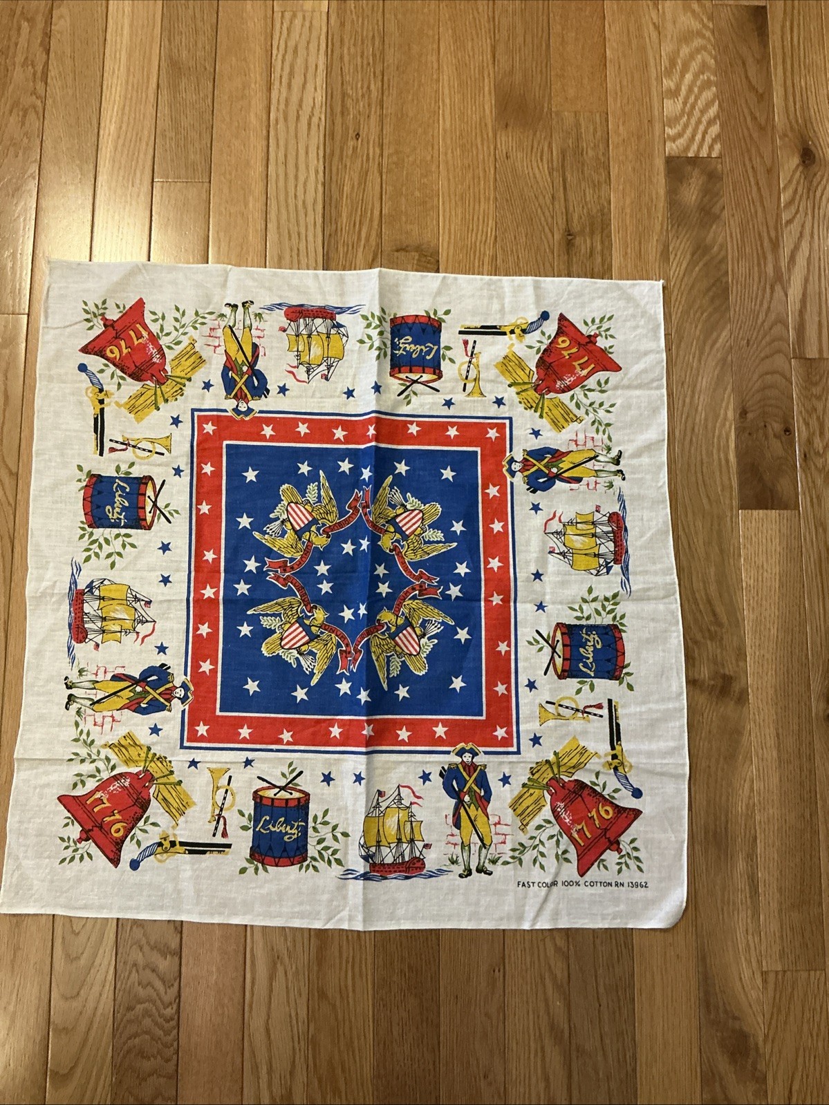 1976 Bicentennial Bandana Scarf 1776 Liberty Cotton USA RN 13962 VTG 24”