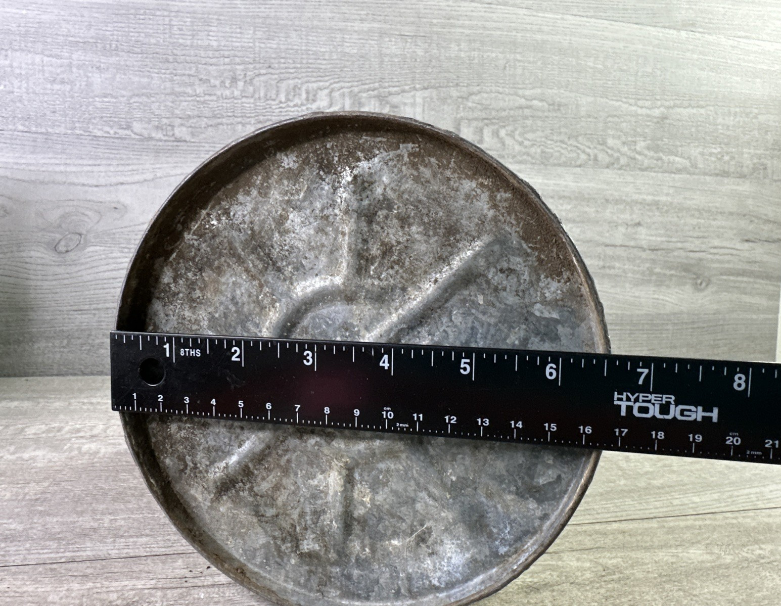 Vintage Oil /Gas Can Galvanized Steel Wood Wire Bail Handle Screw Top 9.5″ Tall