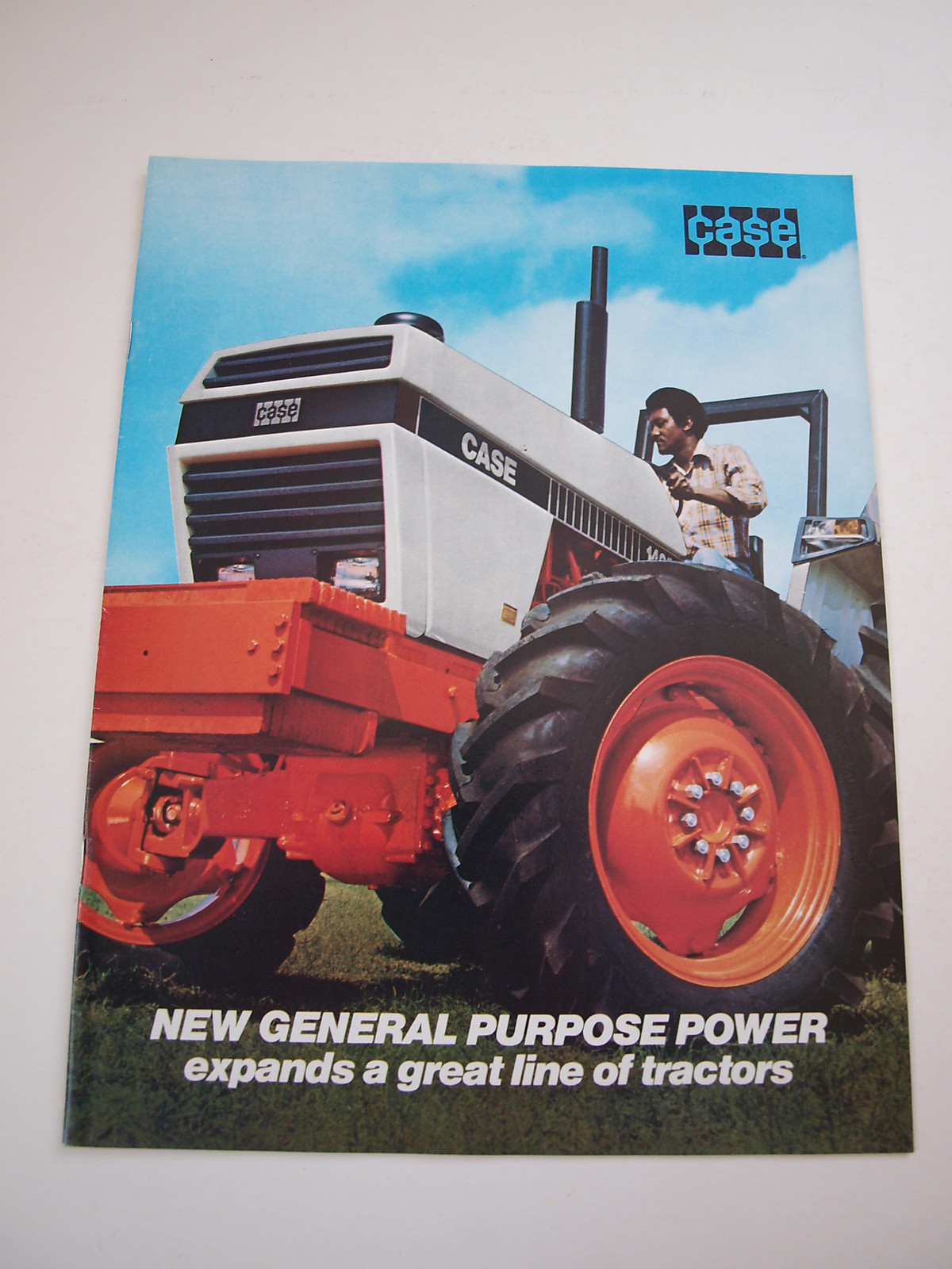 Case ’80 Tractor Buyer’s Guide Brochure 2390 2590 4WD 4490 4690 4890+ 24 pg MINT