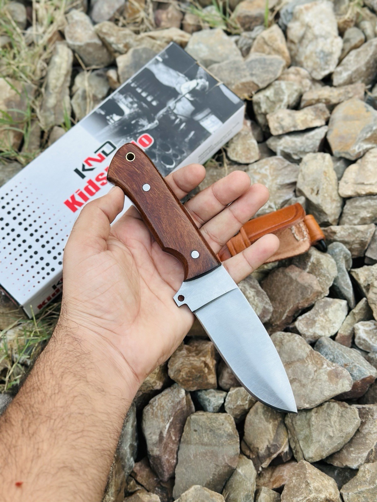 Custom Handmade High Carbon Steel Bowie Hunting Knife Rose Wood Handle W Sheath