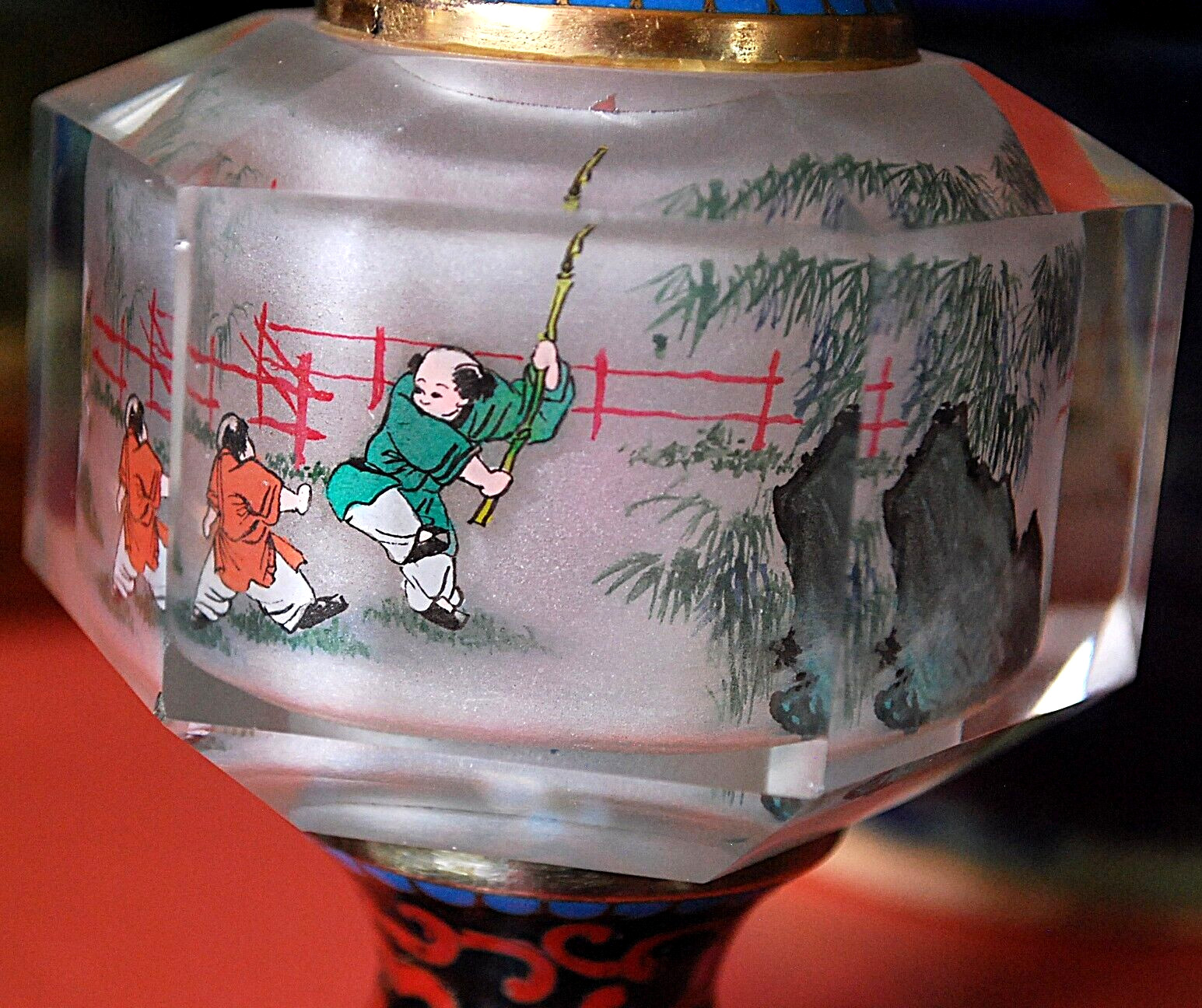 RARE Vtg Chinese REVERSE HAND PAINTED FIGURAL CRYSTAL VASE w Cloisonne Metal
