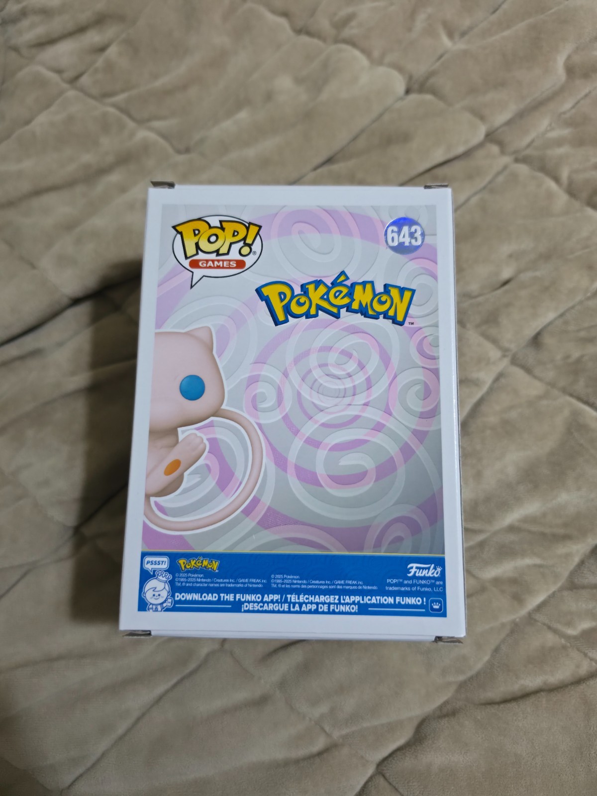 Mew Pearlescent Funko Pop #643 Pokémon Center Exclusive New In Box