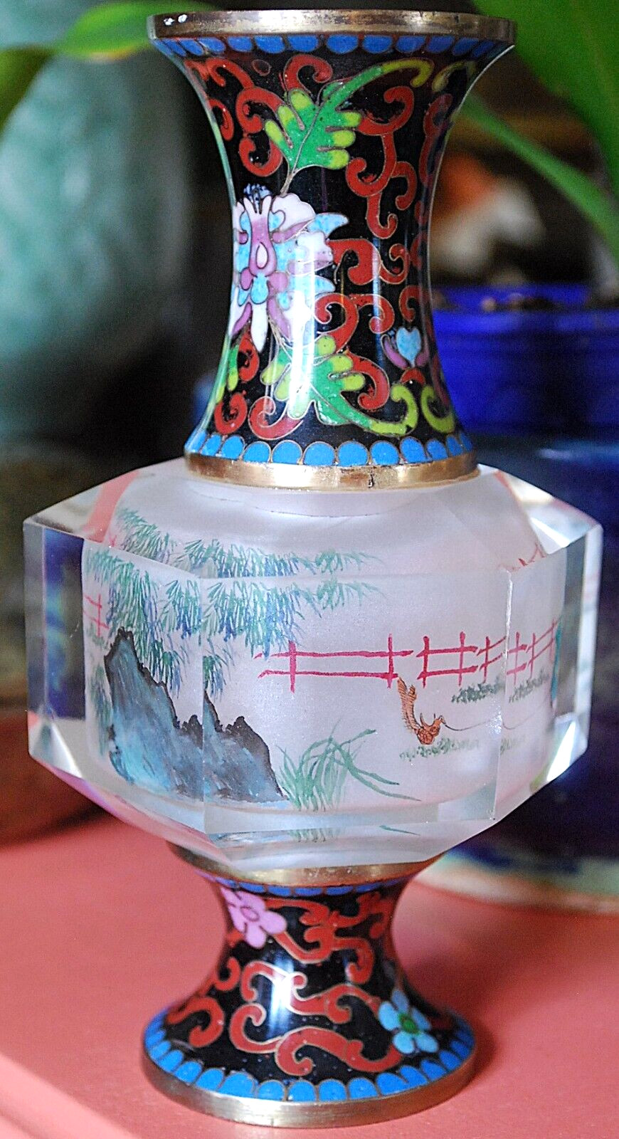 RARE Vtg Chinese REVERSE HAND PAINTED FIGURAL CRYSTAL VASE w Cloisonne Metal