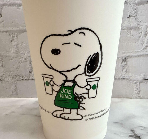 Reusable 2025 Snoopy White Cup 473ml – Limited Edition Japan Starbucks × Peanuts