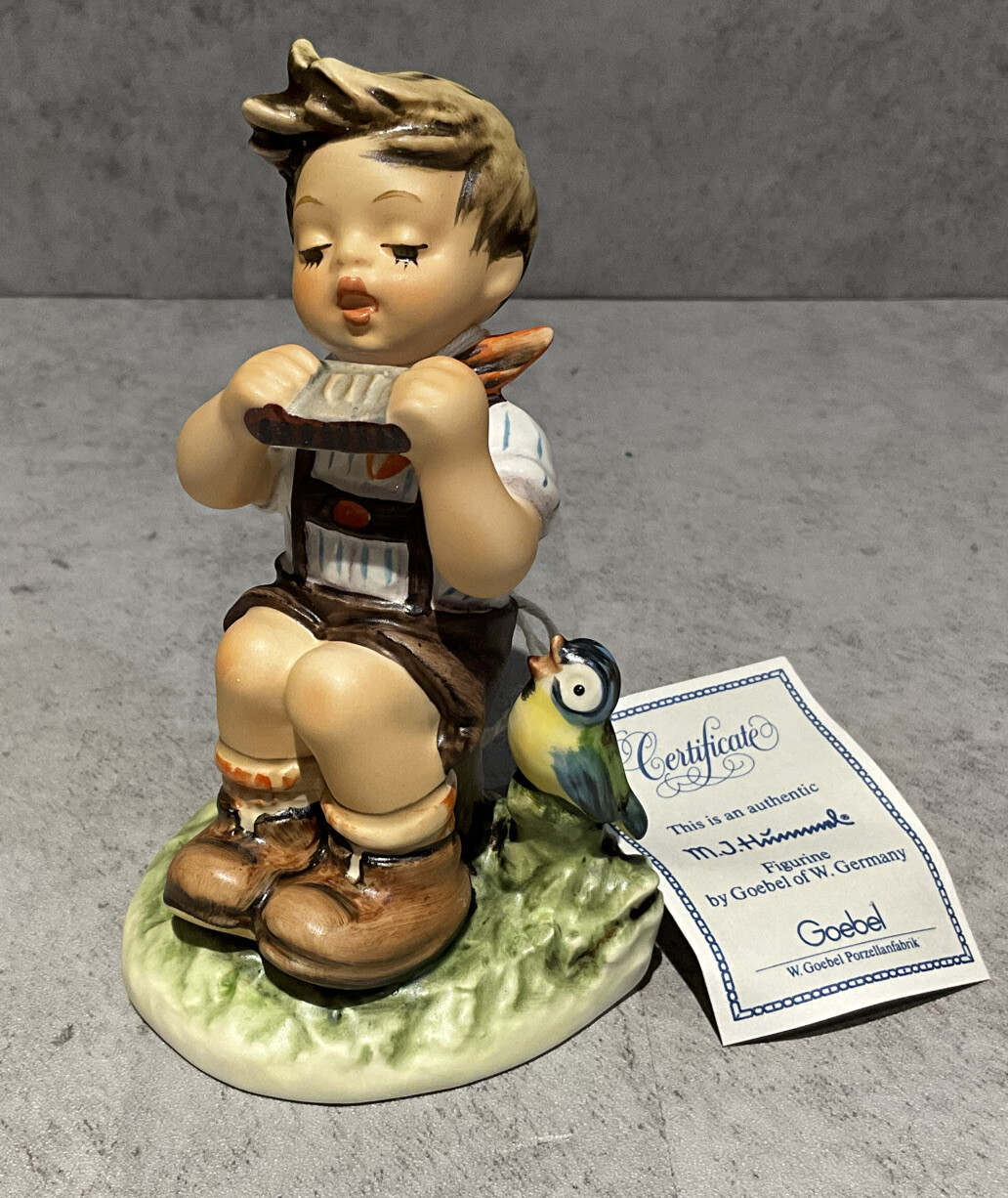 Goebel 430 Hummel In D Major 4.25” Figurine TMK-6 New in Box