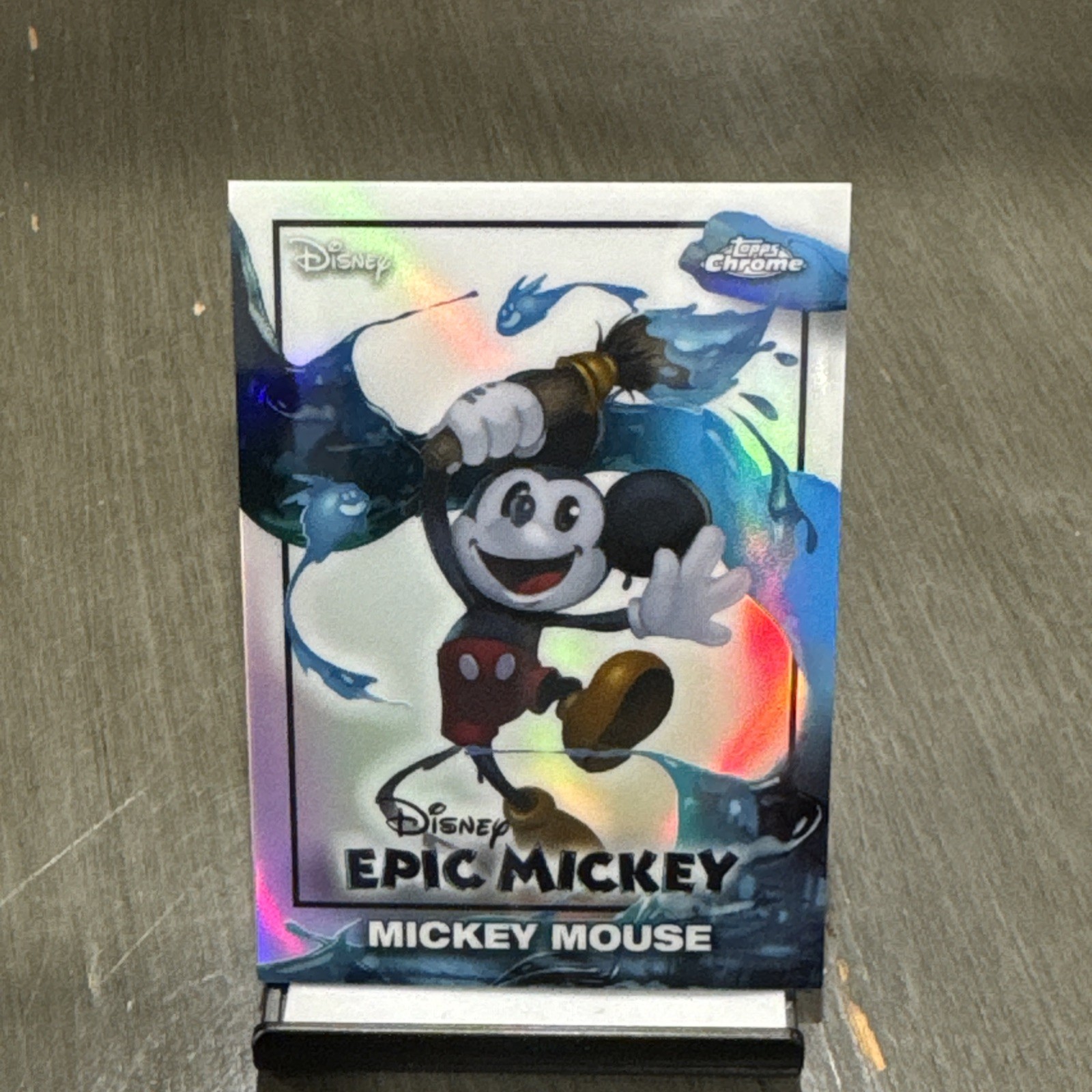 2026 Topps Disney Neon #EM-1 Epic Mickey Mouse