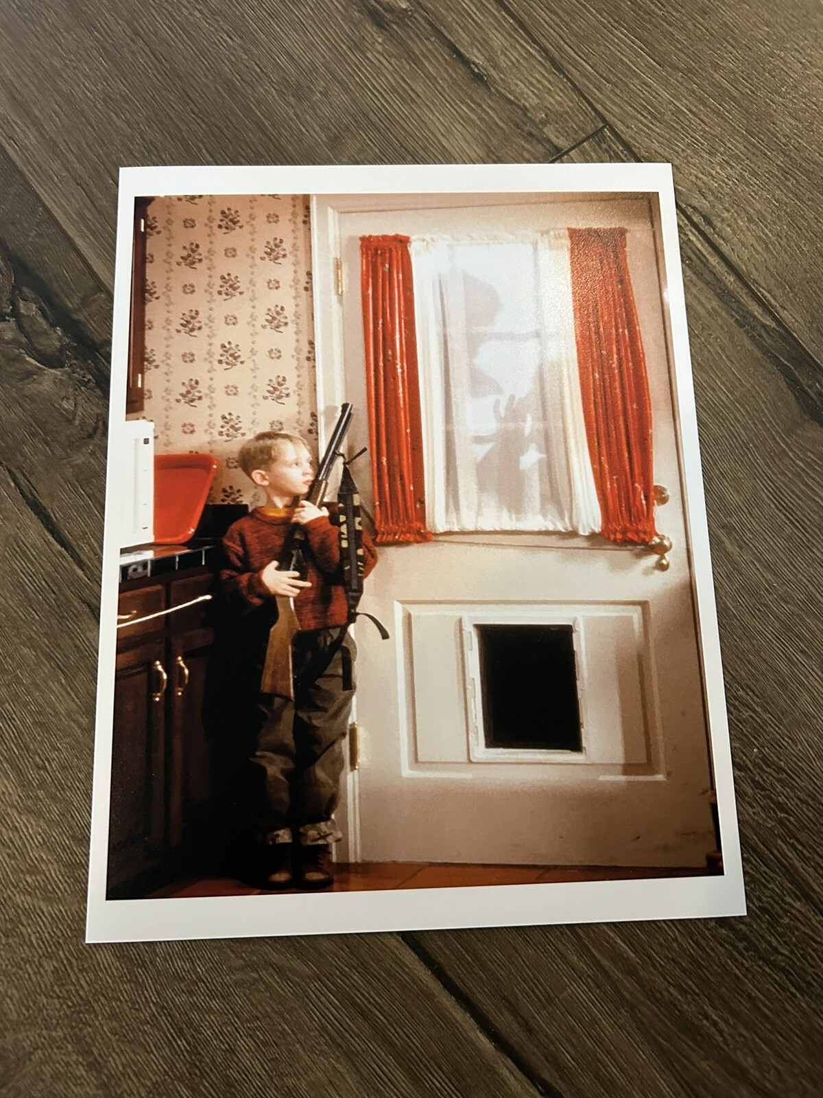 HOME ALONE CHRISTMAS Movie Art Print Photo 8″x10″ Kevin McCallister Gun