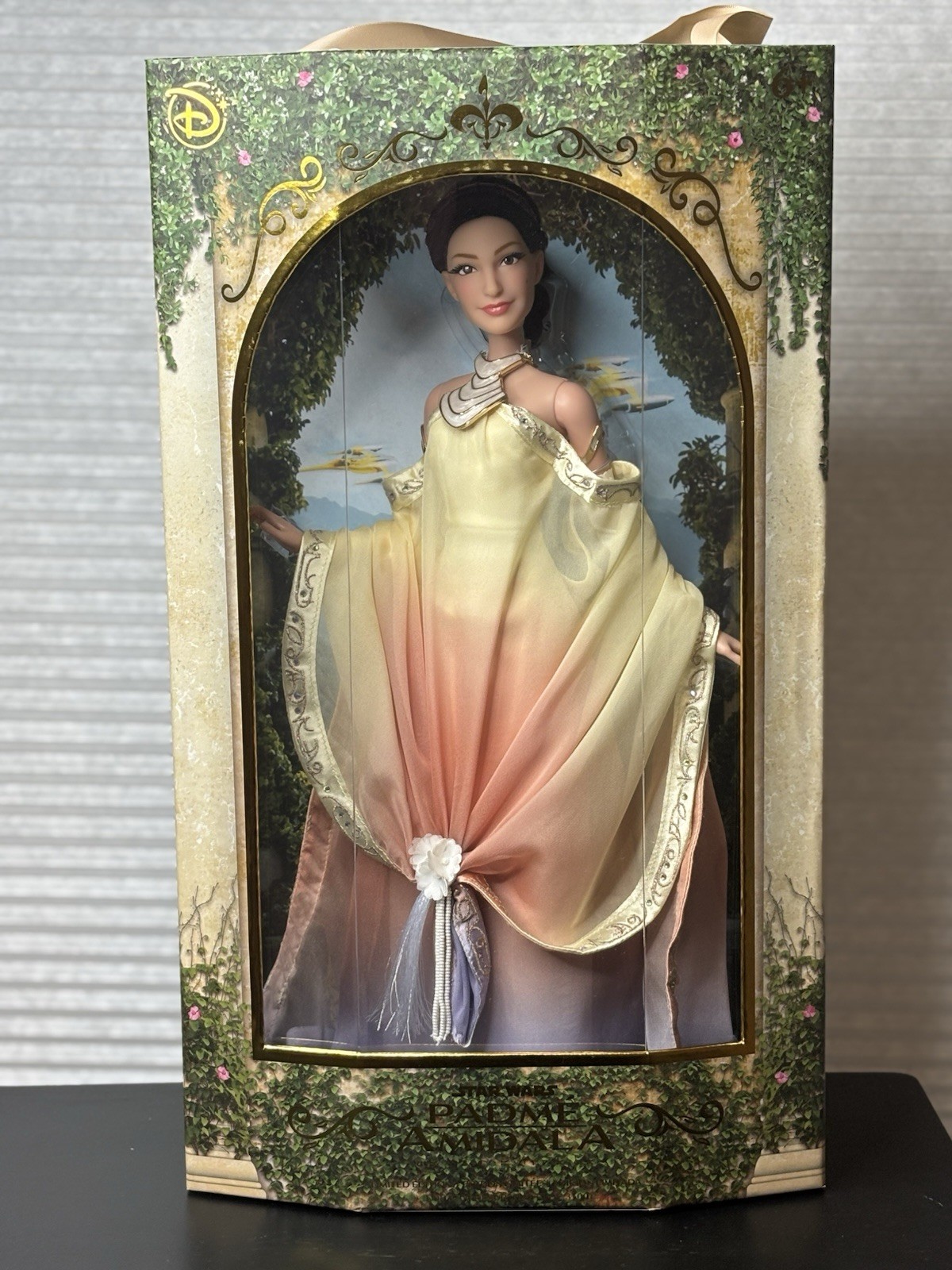 2026 Disney Parks Star Wars Attack Of The Clones Padme Amidala 17” LE Doll NEW