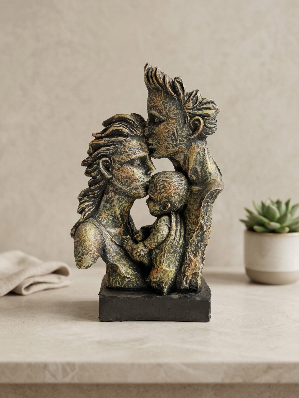 Parent Child Love Sculpture Resin Family Figurine Romantic Home Decor Gift