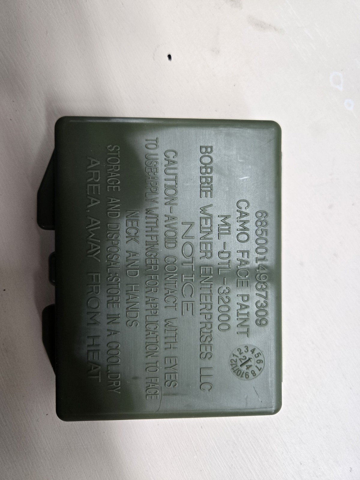 GENUINE MILITARY ISSUE 5 COLOR CAMOUFLAGE CAMO FACE PAINT