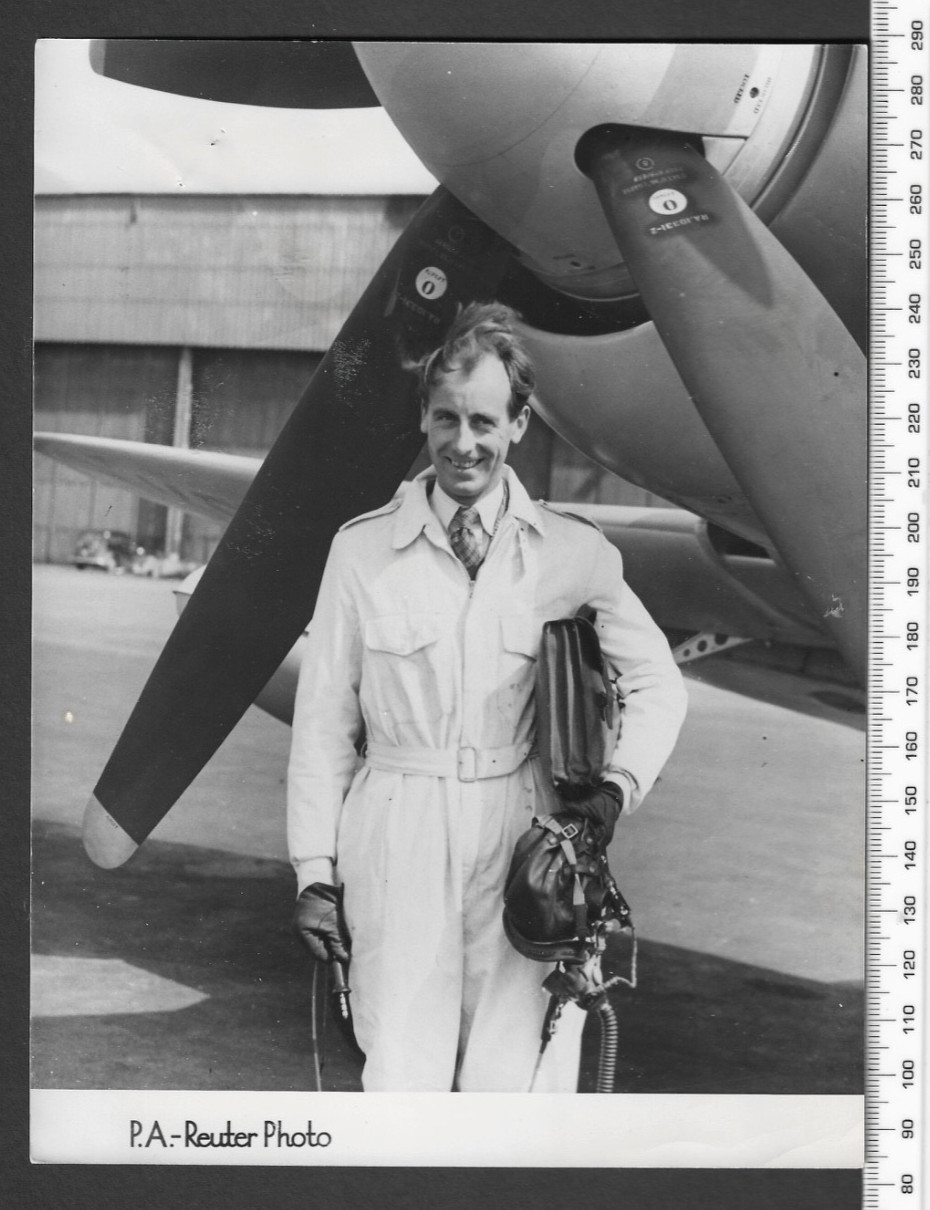 Sqd. Leader Neville DUKE infront Hawker Fury Press Photo Reuter Photo Ltd 1950