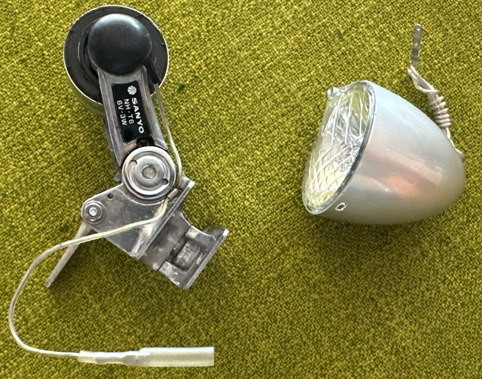 Vintage SANYO DYNAPOWER Dynamo 6V 3W Bicycle Generator Light Parts NH-050SBE NOS