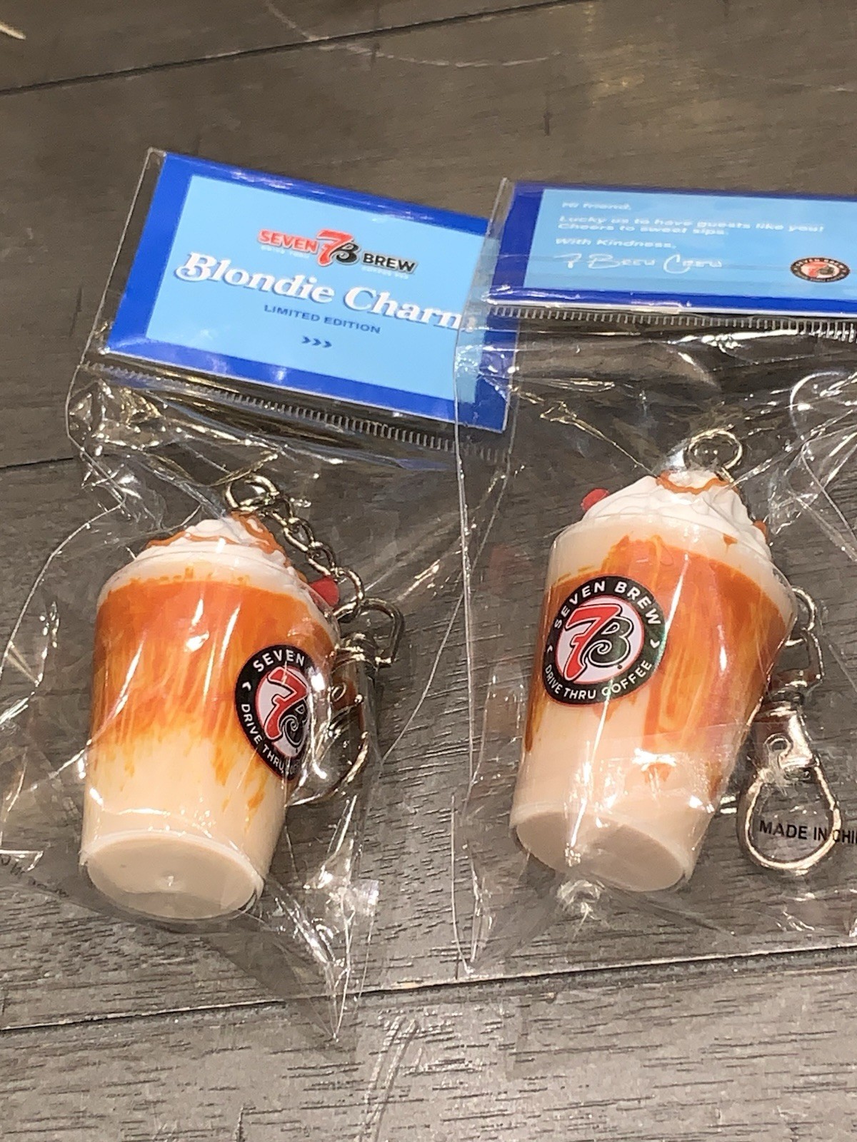 B7 1-7 Brew Blondie Charm Limited Edition Drink Keychain Restaurants & Fast Food