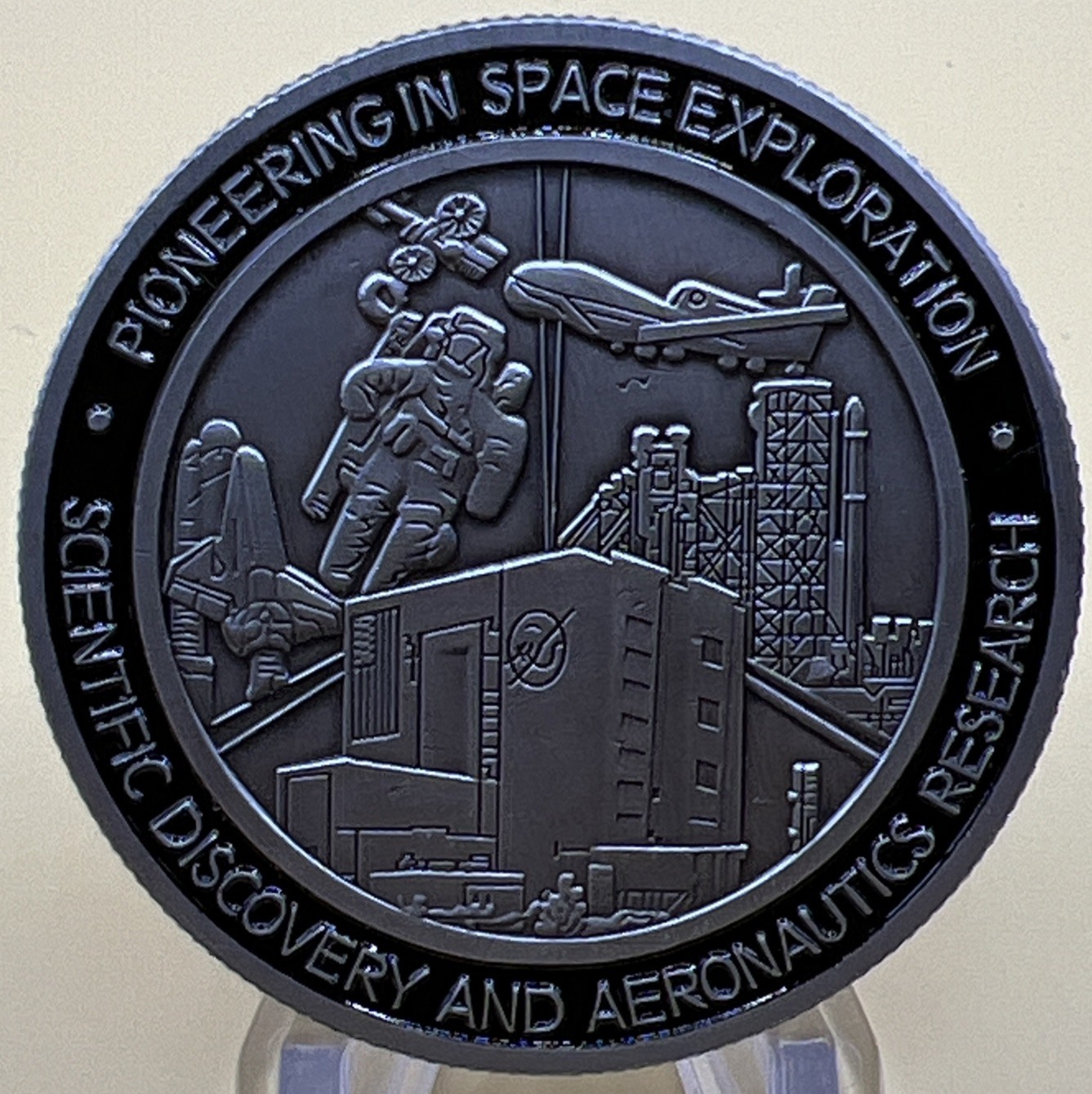 * United States NASA Challenge Coin New Comes In Capsule Discovery And Exploring