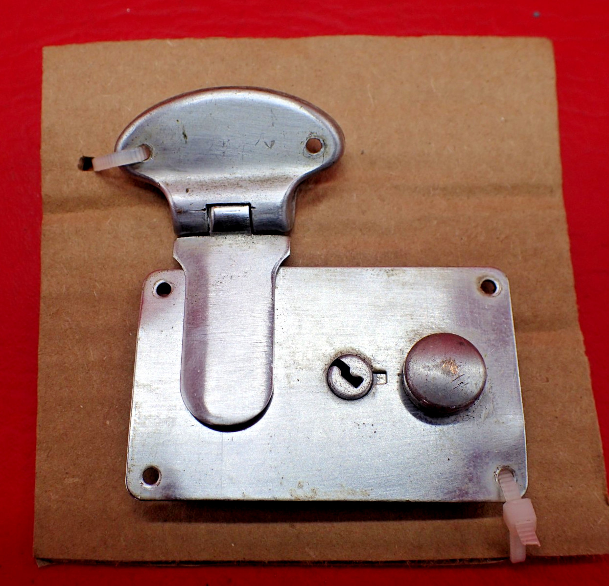Vintage Original Singer Featherweight 221 Sewing Carrying Case Latch & Lock Set
