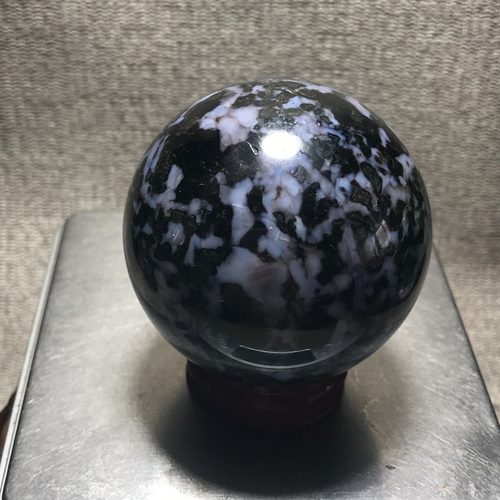 325g Natural Rare MERLINITE Mystic Ball Stone Magic Shaman Psilomelane Gabbro 02