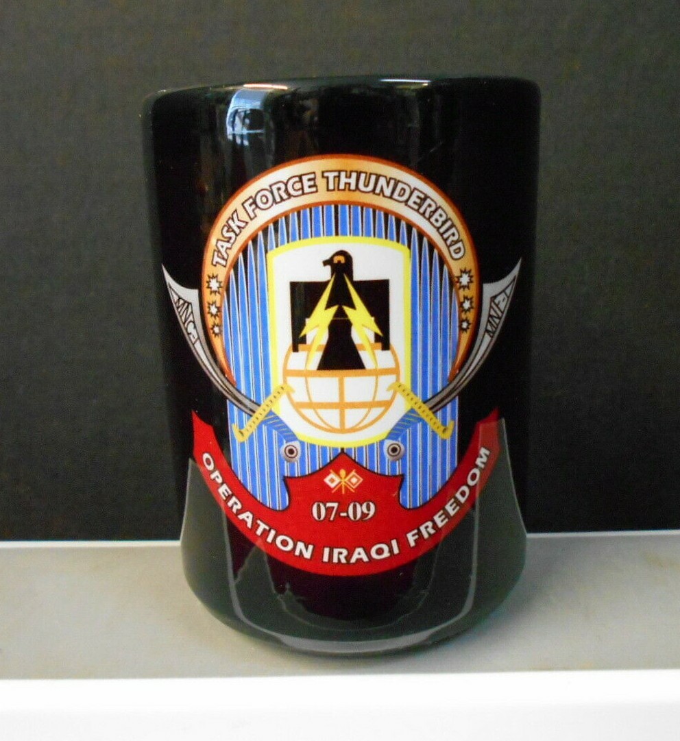 U.S. MILITARY „OPERATION IRAQI FREEDOM“ COFFEE CUP WITH LOGO, 4 1/2″ PRE-OWNED