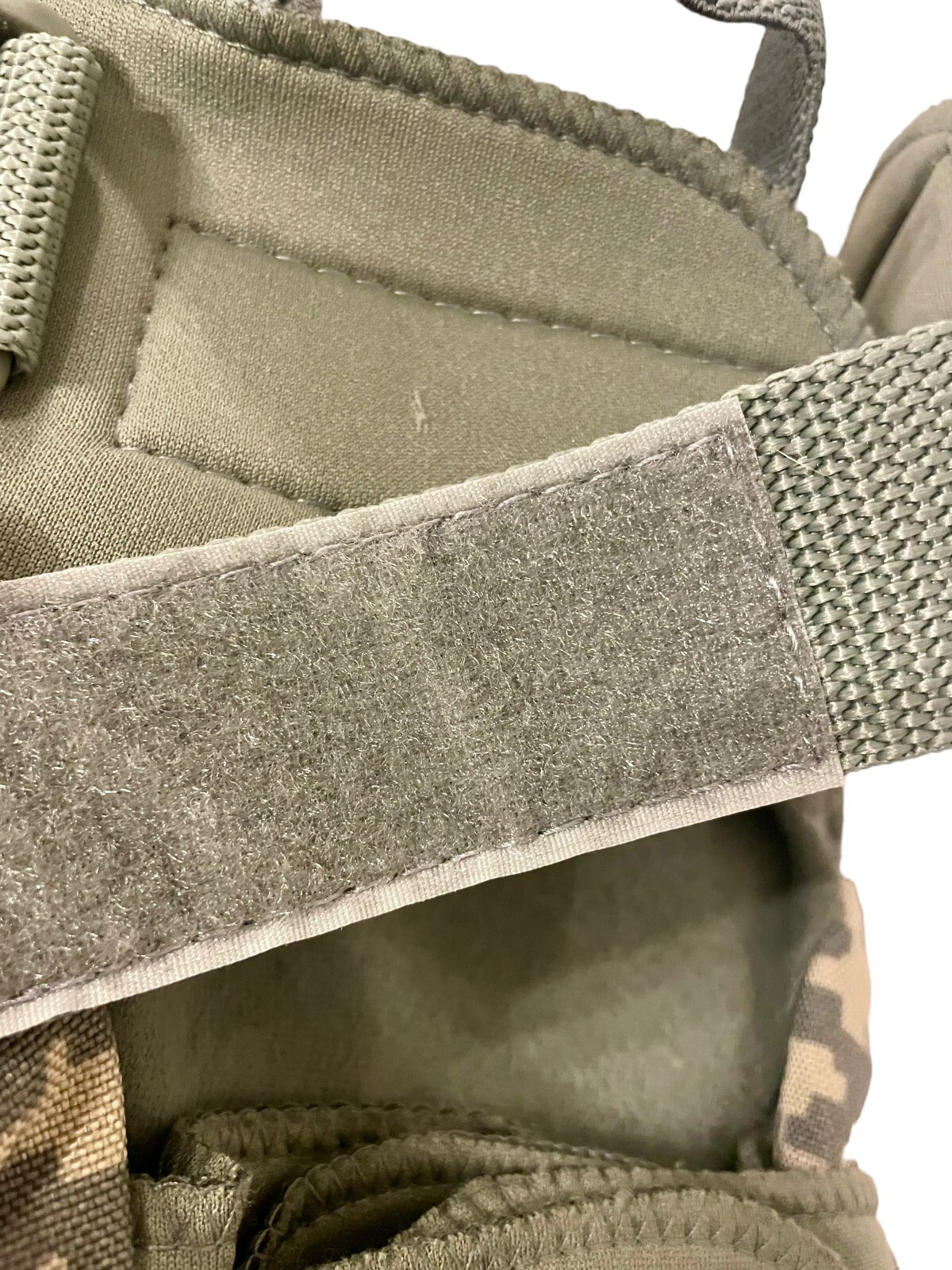 USGI Military Tactical Combat Knee Pads Pair, ACU Pattern, RFI Issue, Large NEW