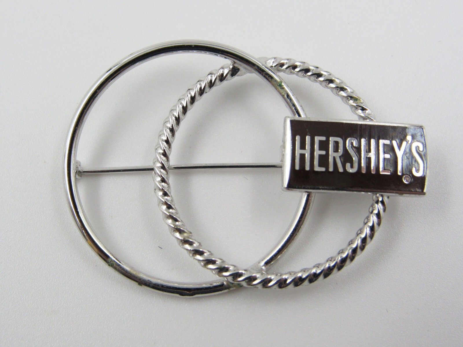 HERSHEY’S Chocolate Bar PIN BROOCH Silver Tone Double Entwined Circle
