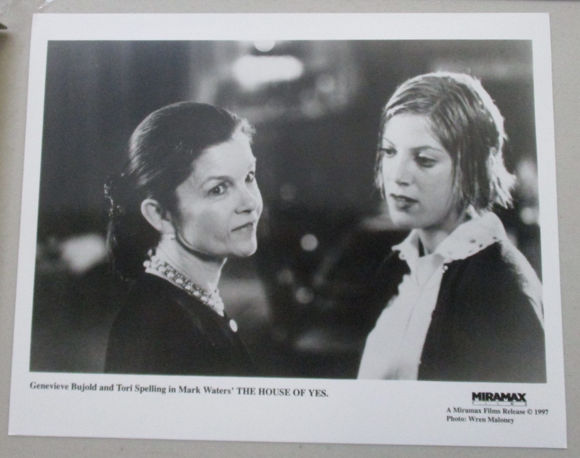 PRESS PROMO PHOTO 1997 MOVIE THE HOUSE OF YES TORI SPELLING & BUJOLD 8X10 X591