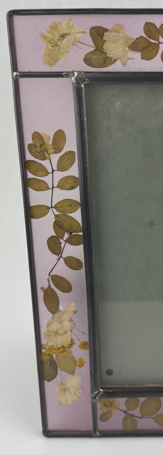 Leaded Glass Picture Frame With Dried Flowers 9.5×7.5 Holds 5×7 Photo Pink Purpl