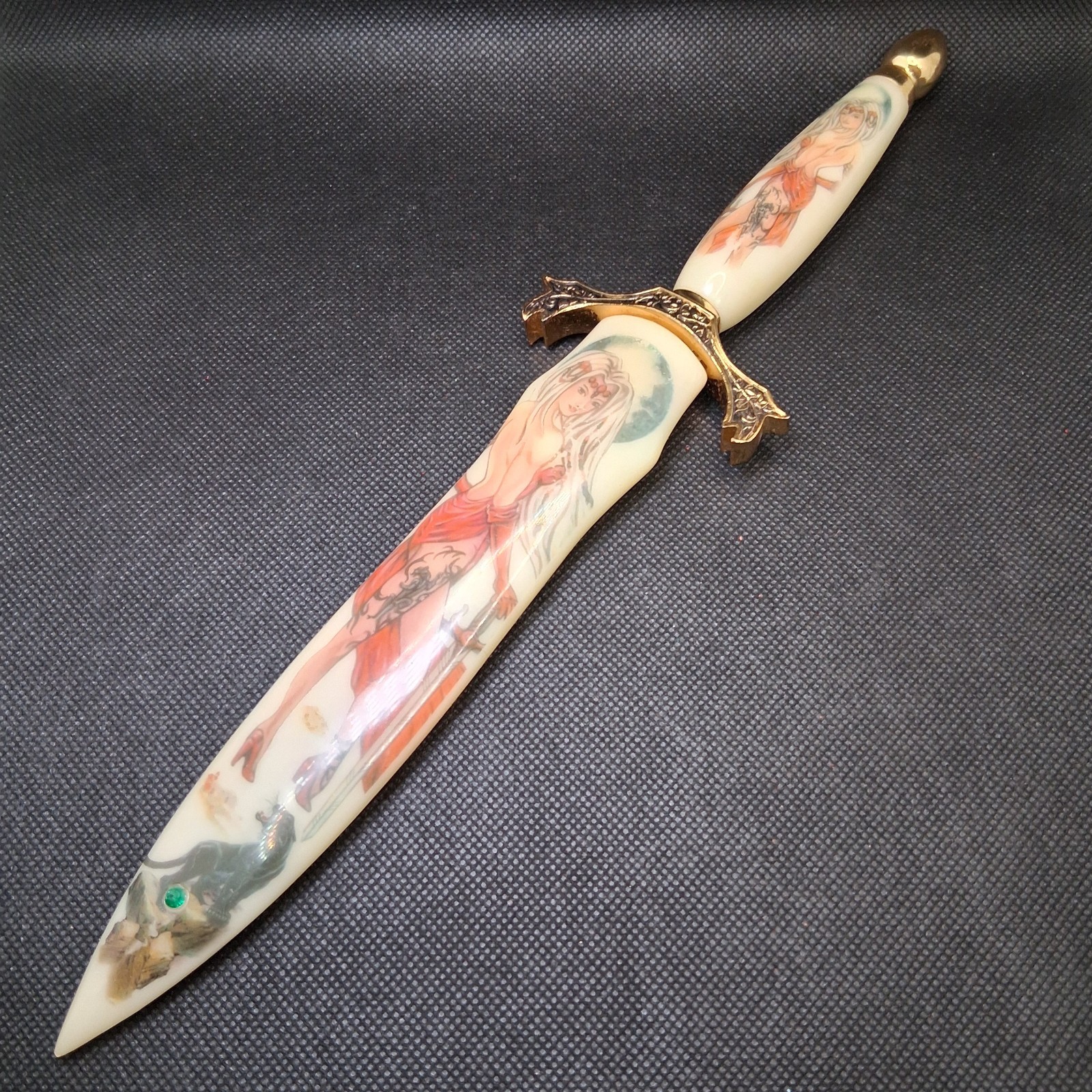 Decorative Repro Dagger w/ Sheath, Stainless Steel Blade, Scenic Handle