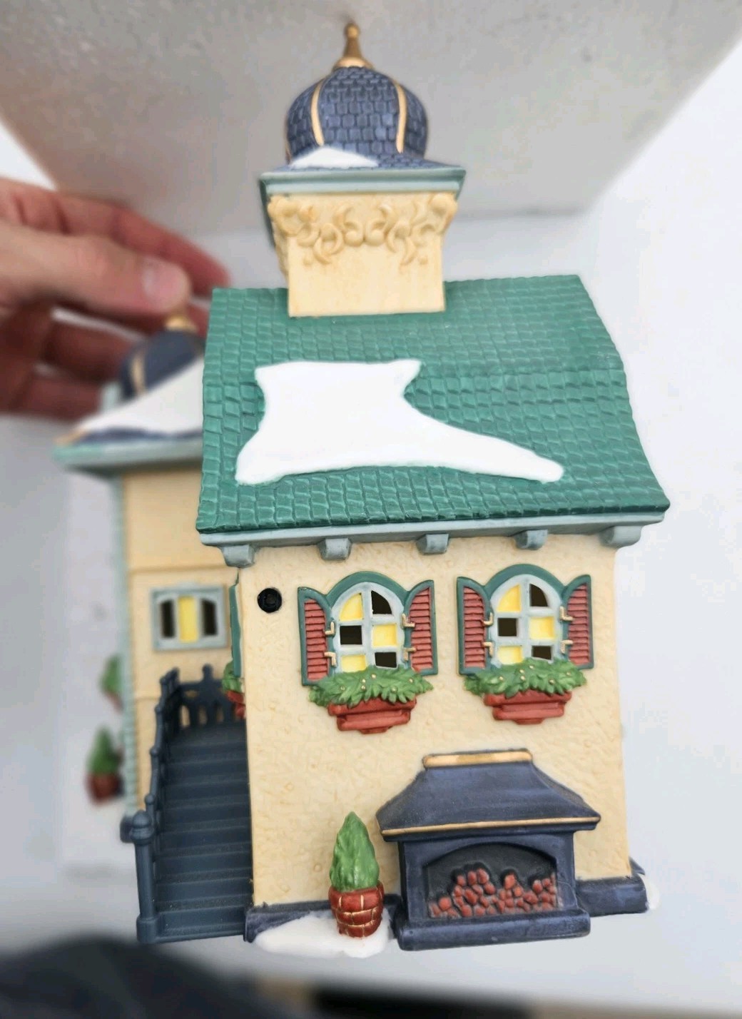 Dept 56 Christmas Alpine Village Danube Music Publisher 56173 Donau Musik Verlag