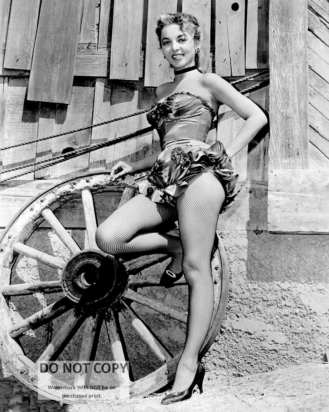 BEVERLY GARLAND IN „THE SAGA OF HEMP BROWN“ – 8X10 PUBLICITY PHOTO (AZ-172)