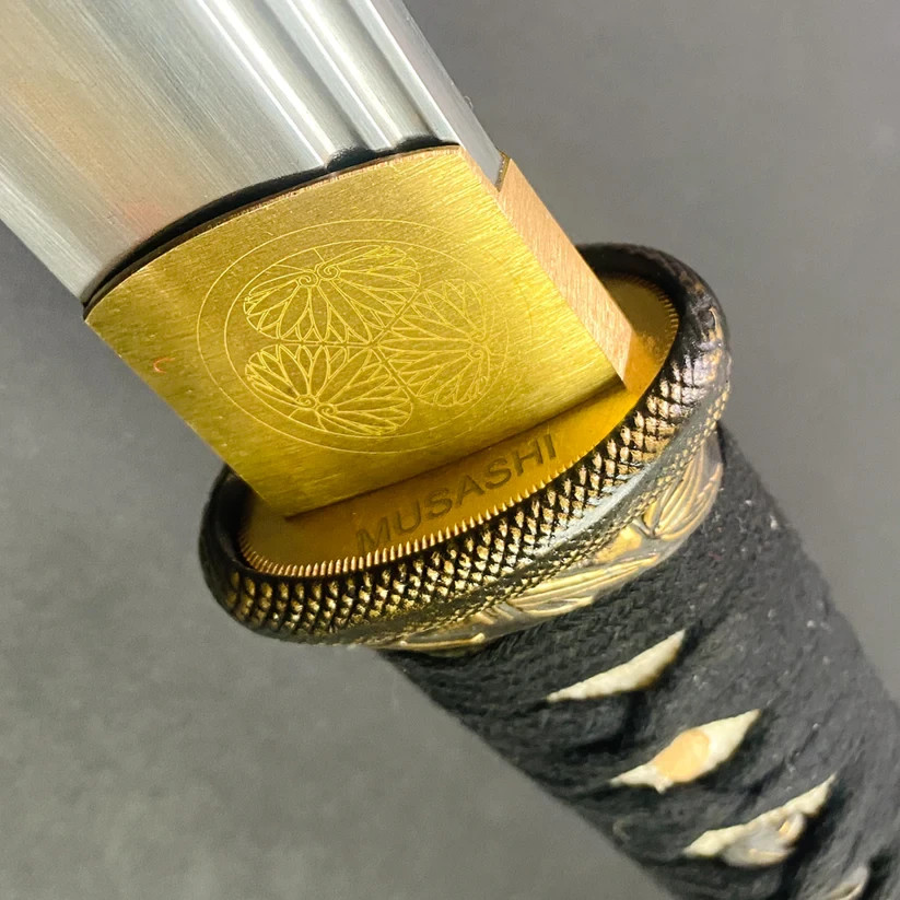 Musashi Bamboo „Fast Cutter“ Lightweight Hand Forged Burgundy Katana Sword