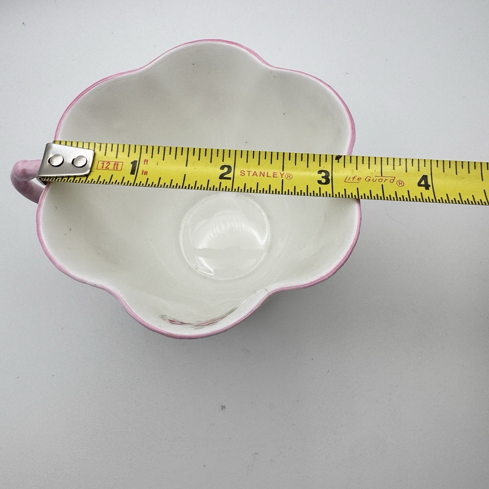 Shelley England Fine Bone China Tea Cup & Saucer White Pink Floral Bridal Rose