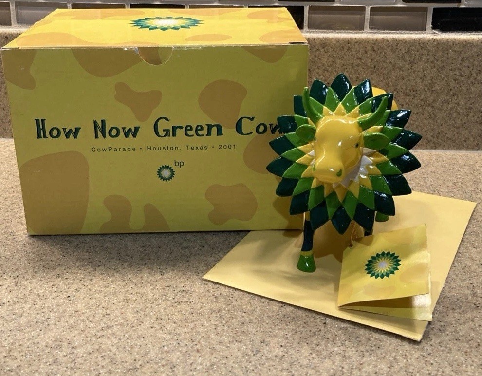 BP British Petroleum How Now Green Cow #9247 Cow Parade Houston 2001 Petroliana