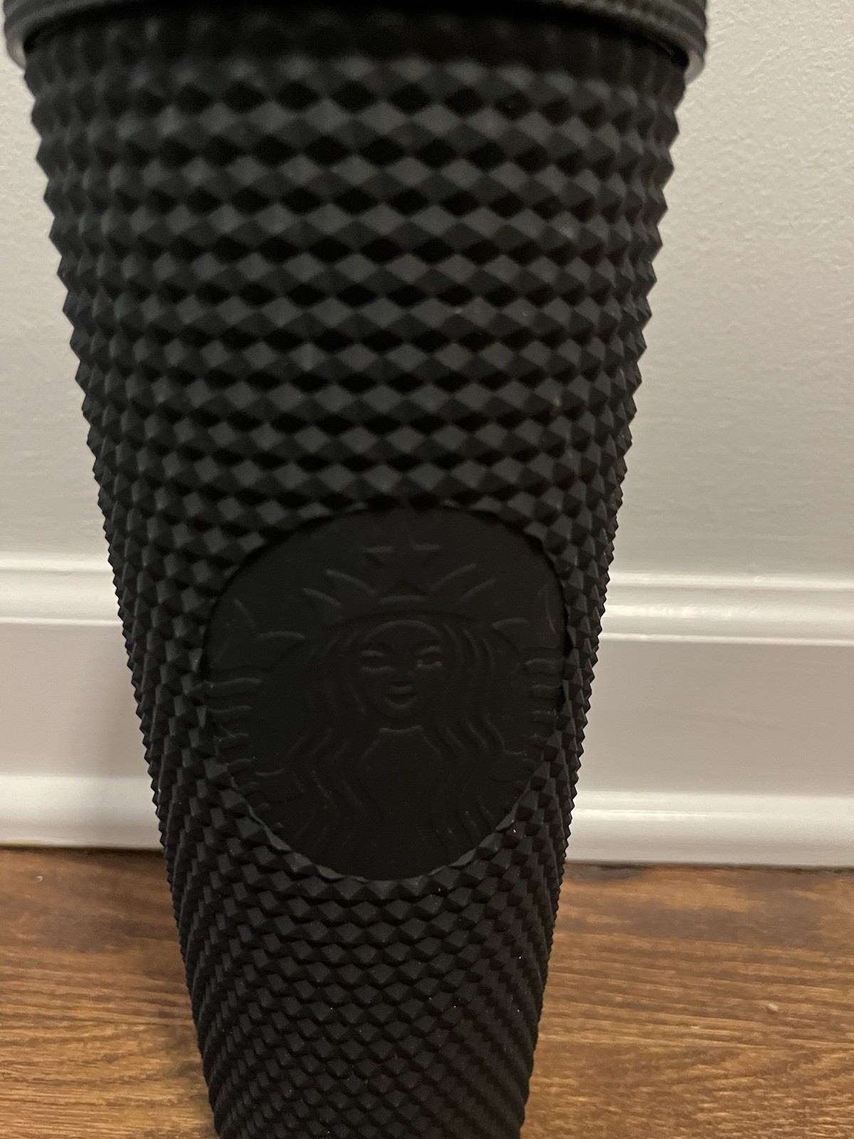 Starbucks Matte Black Studded Tumbler 24oz Venti Fall Limited Edition Cold Cup